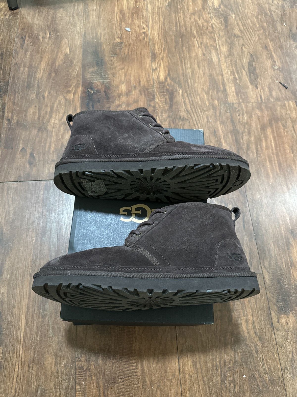 Ugg Ugg Neumel Leather Suede Size US 12 / EU 45 - 2 Thumbnail