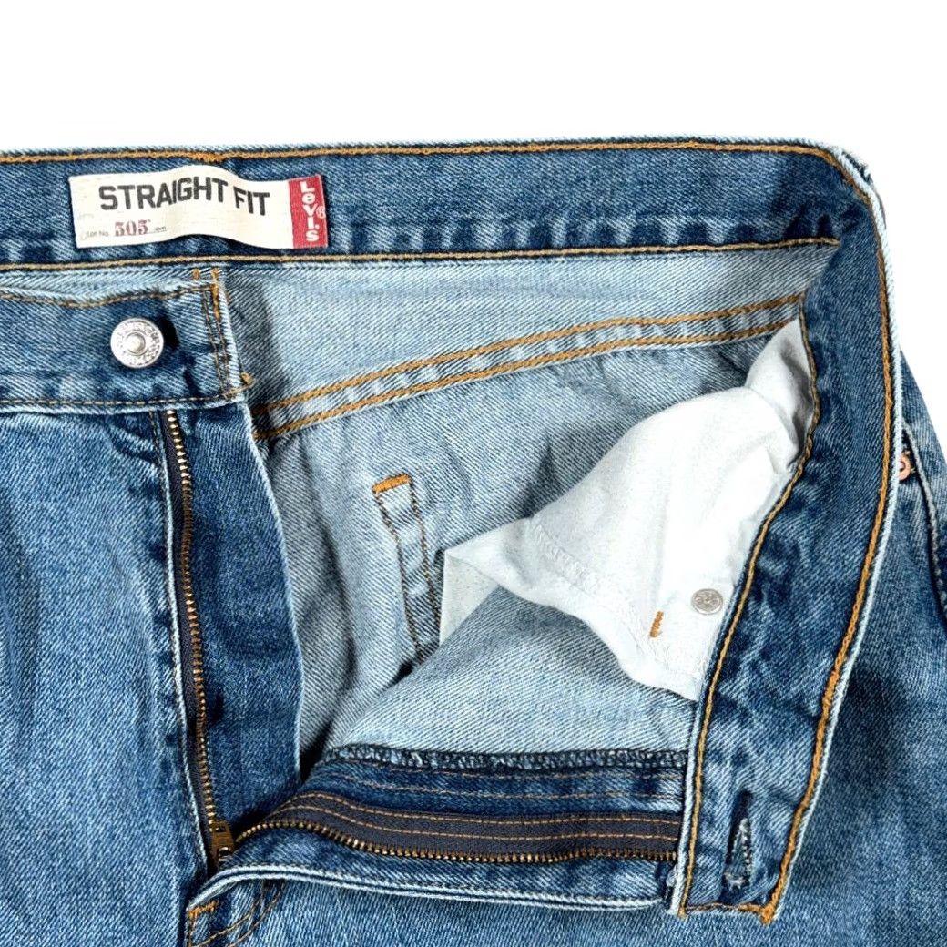 Levi's VINTAGE Levi's 505 Jeans Mens 36x29 Blue Regular Straight Light Wash Denim Y2K Size US 36 / EU 52 - 4 Thumbnail