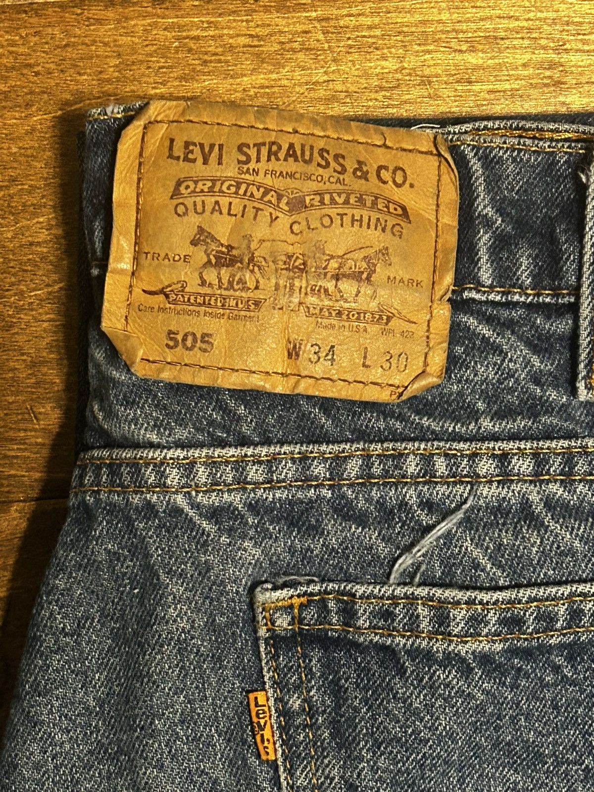 Levi's × Vintage Vintage Orange Tab Levi 505 Distressed Jeans Size US 34 / EU 50 - 2 Thumbnail