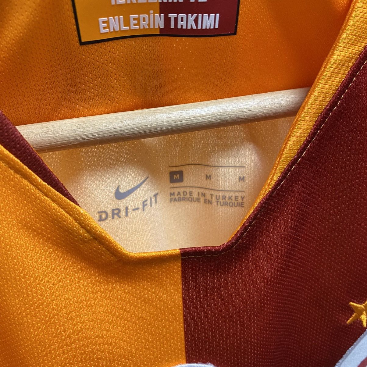 Nike Vintage Nike Galatasaray 2018 Soccer Jersey Kit Medium Size US M / EU 48-50 / 2 - 6 Thumbnail