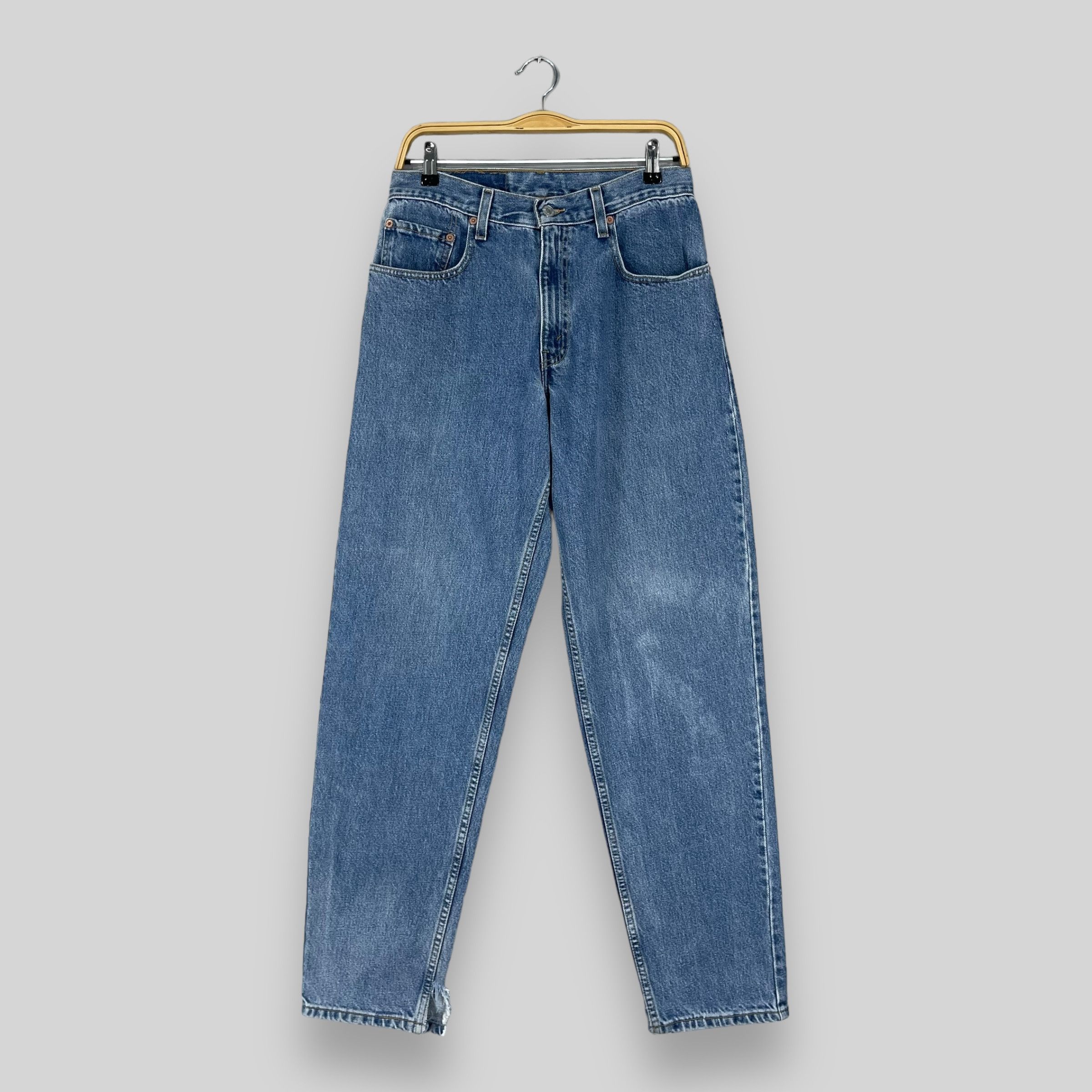 W29 L32 Vintage Levis 560 Distressed Ripped High Rise Jeans