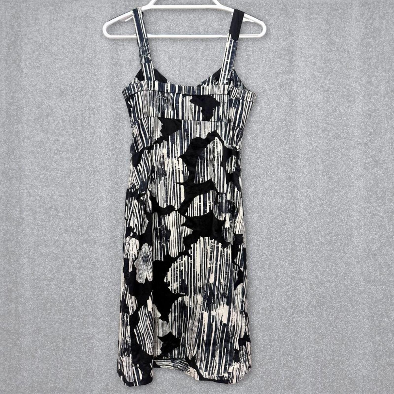 Designer New York & Company abstract print sundress size 6 Size M / US 6-8 / IT 42-44 - 2 Thumbnail