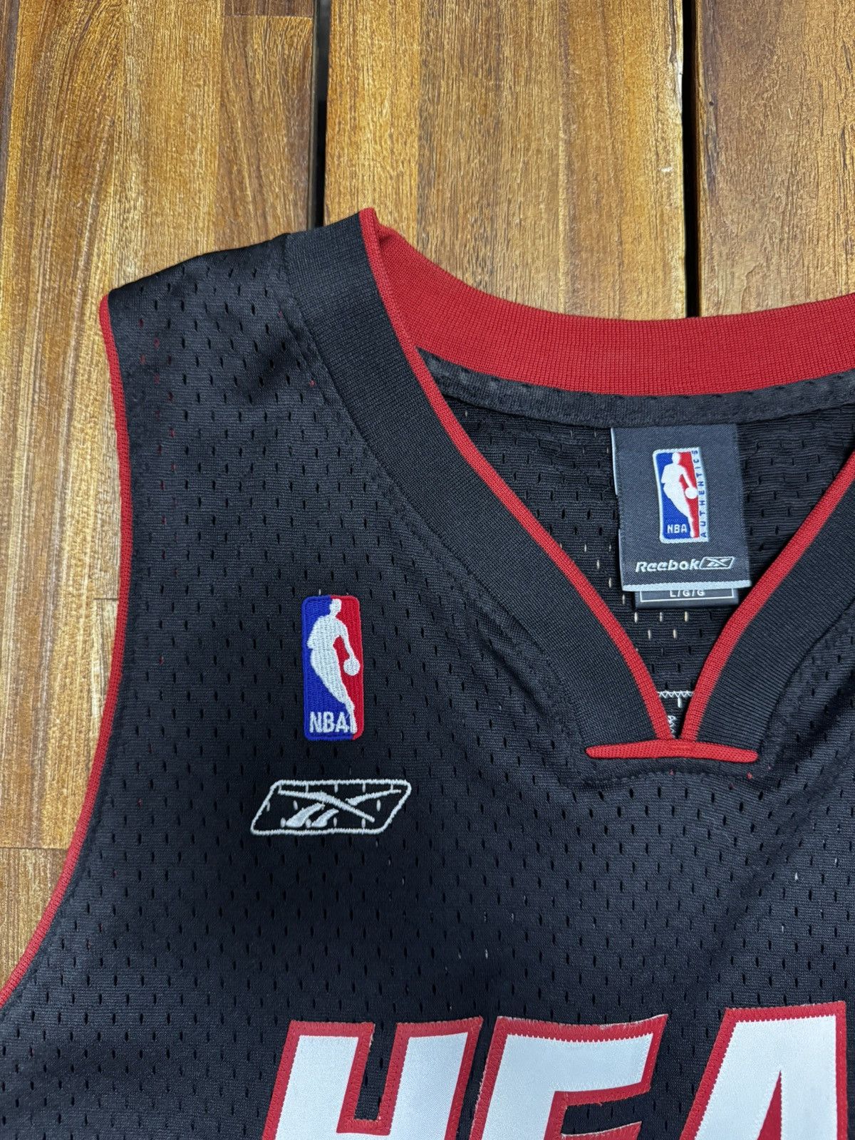 Reebok Vintage Reebok Shaquille O’Neal Miami Heat #32 NBA Jersey Size US L / EU 52-54 / 3 - 3 Thumbnail