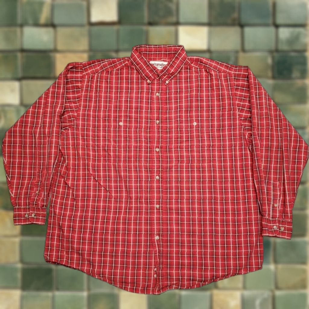 Wrangler VINTAGE Wrangler Shirt Mens 2XL Red Plaid Rugged Wear Cotton Long Sleeve Wrinkle Resistant Button-Up with Pockets Men Button-Down Collar Size US XXL / EU 58 / 5 - 1 Thumbnail