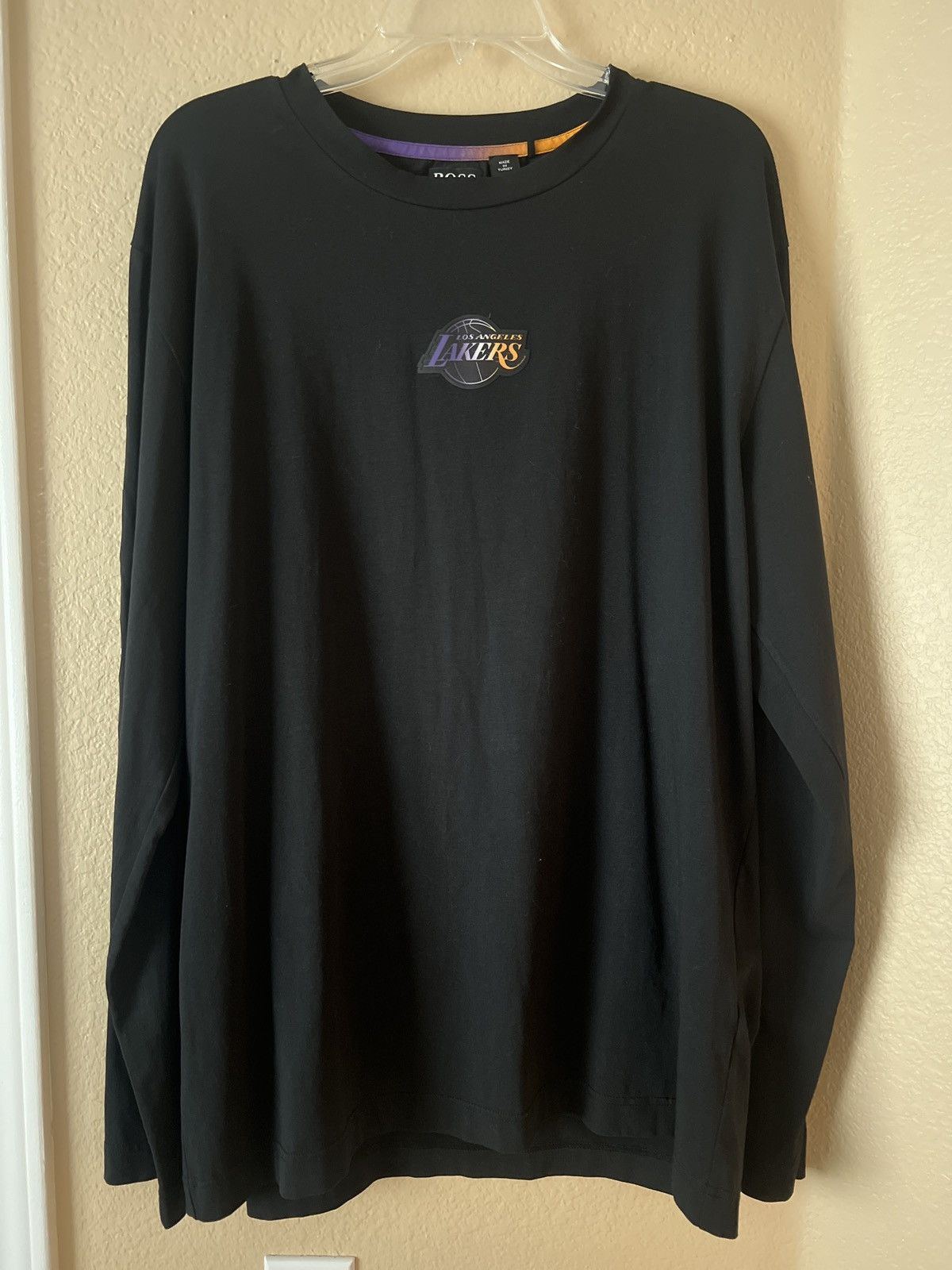 Hugo Boss × NBA Hugo Boss x Lakers Long Sleeve Tee Size US XL / EU 56 / 4 - 1 Thumbnail