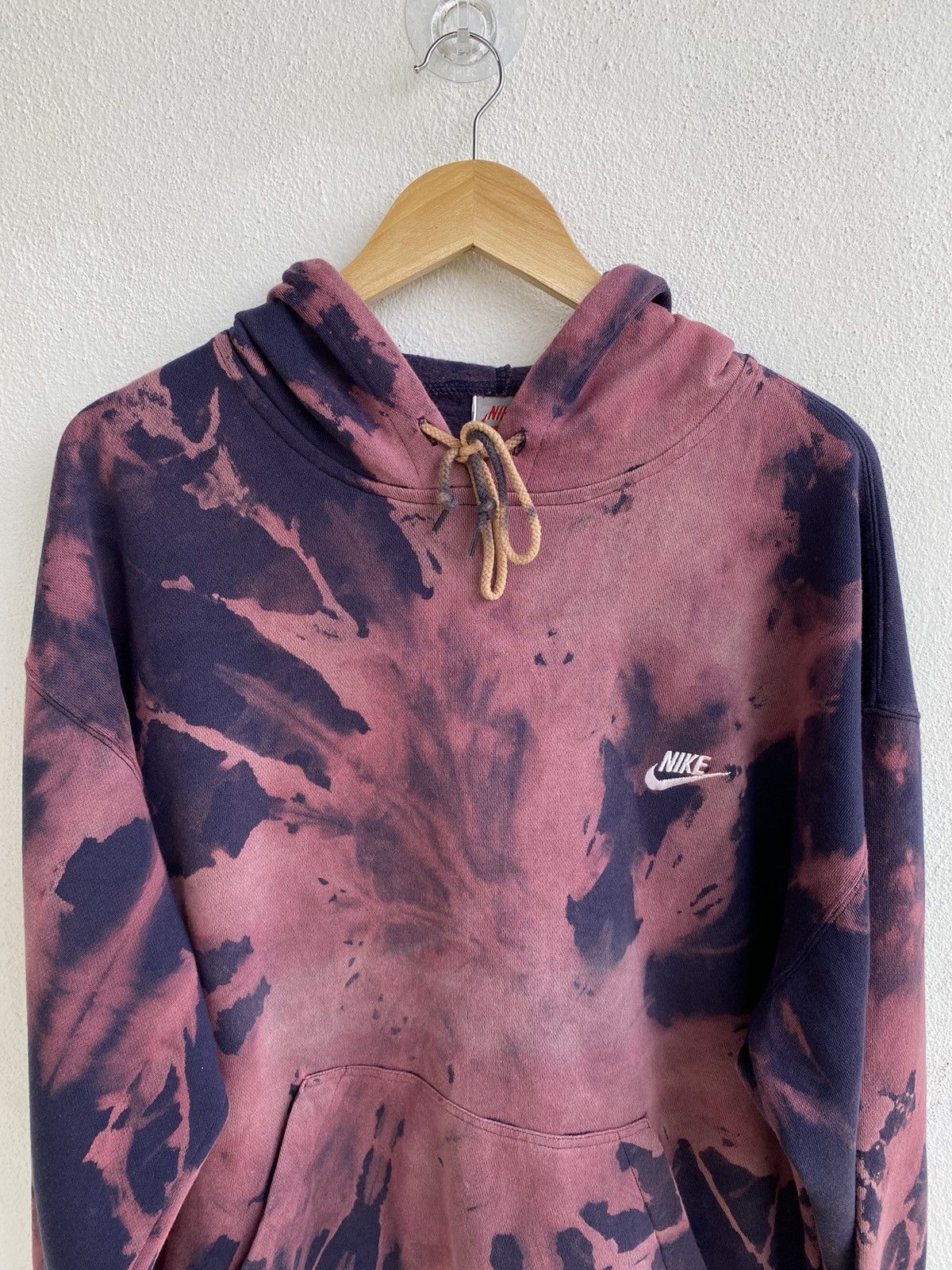 Nike × Vintage Vintage Nike big logo tie dye hoodie / sweatshirt Size US XL / EU 56 / 4 - 7 Thumbnail