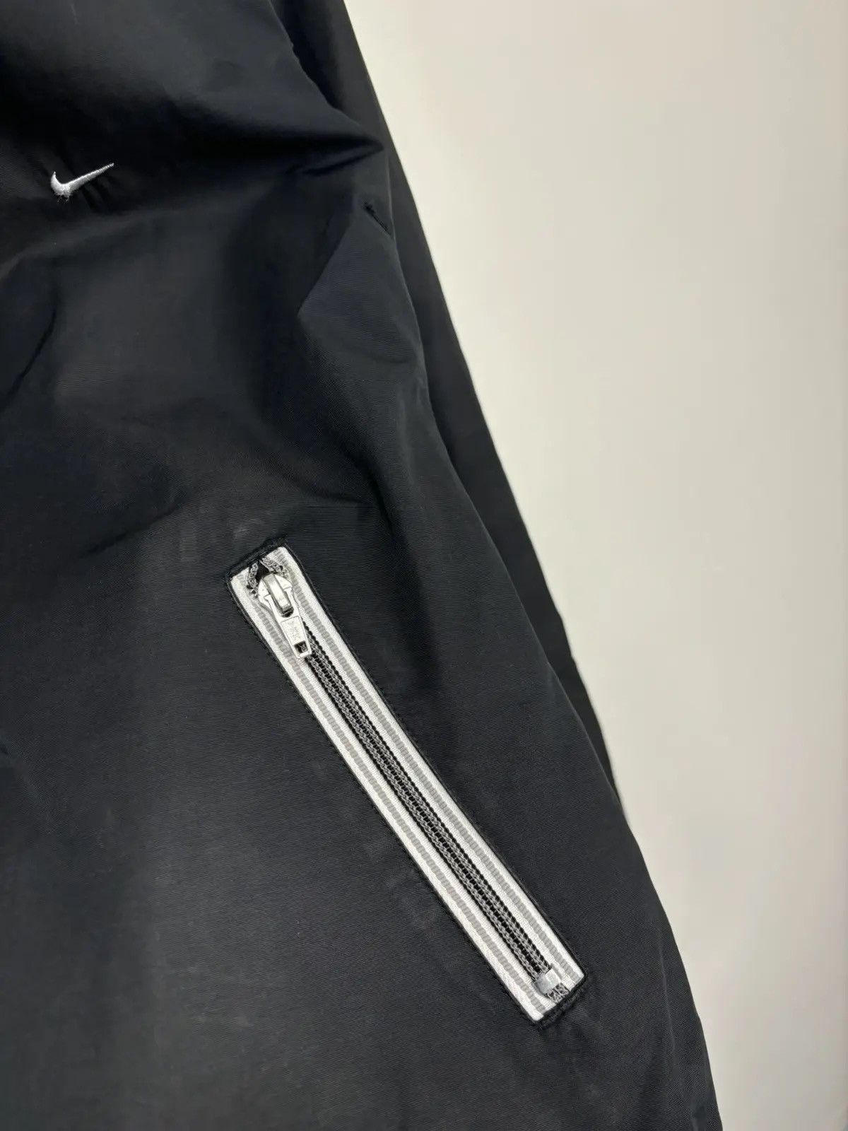 Nike × Vintage Vintage Nike Women’s Black Hooded Hype Full Zip Jacket Size M / US 6-8 / IT 42-44 - 6 Thumbnail