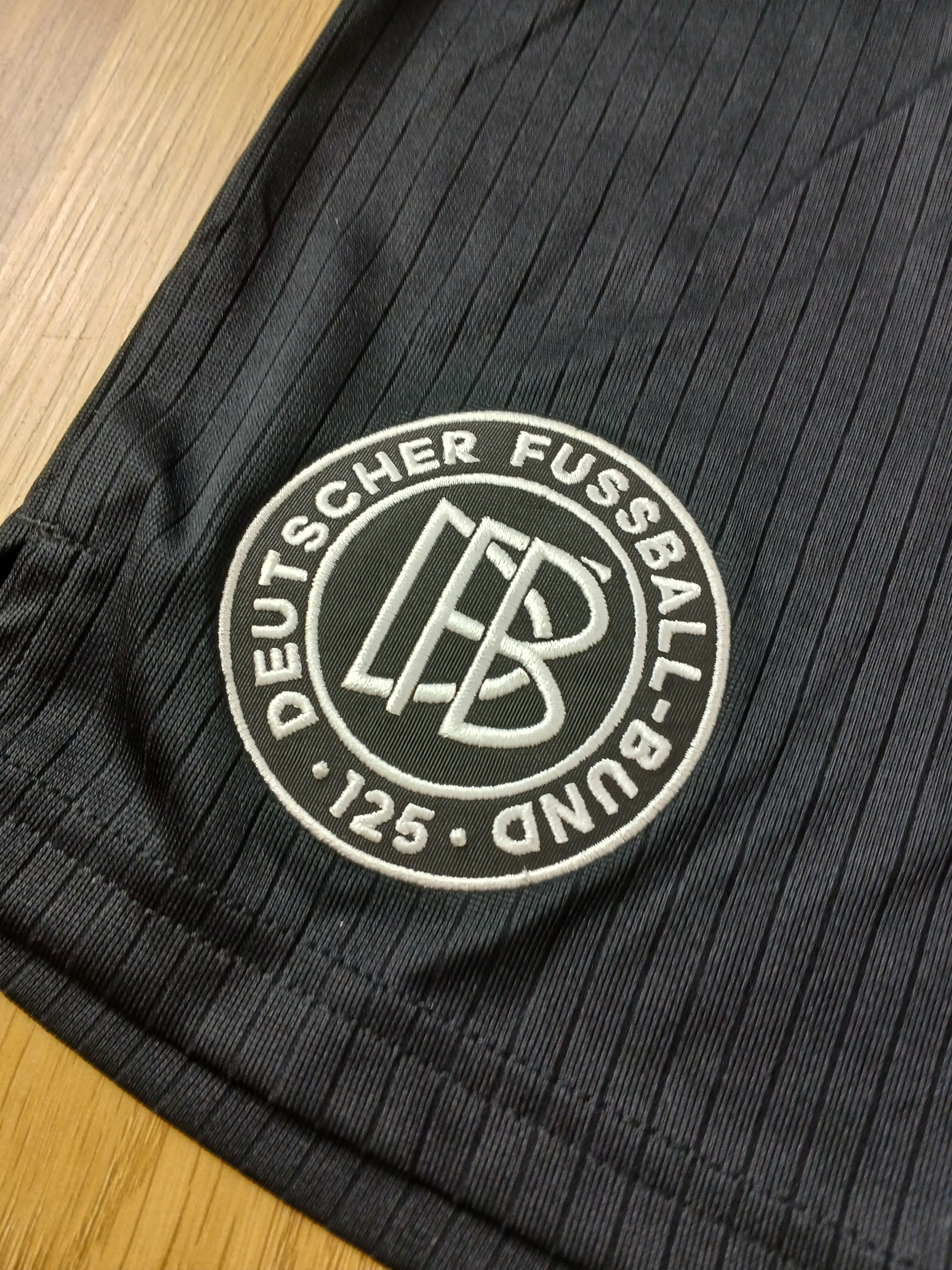 Adidas New Adidas Germany National Football Team Shorts Size US 28 / EU 44 - 3 Thumbnail