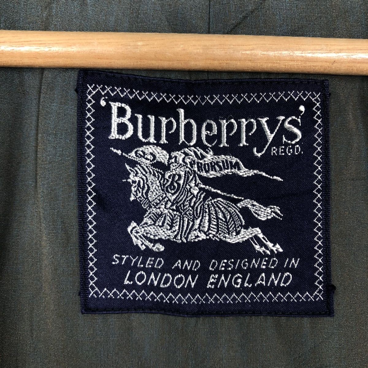 Burberry 🔥Vintage Long Jacket Burberrys Rich Black Size US M / EU 48-50 / 2 - 13 Thumbnail