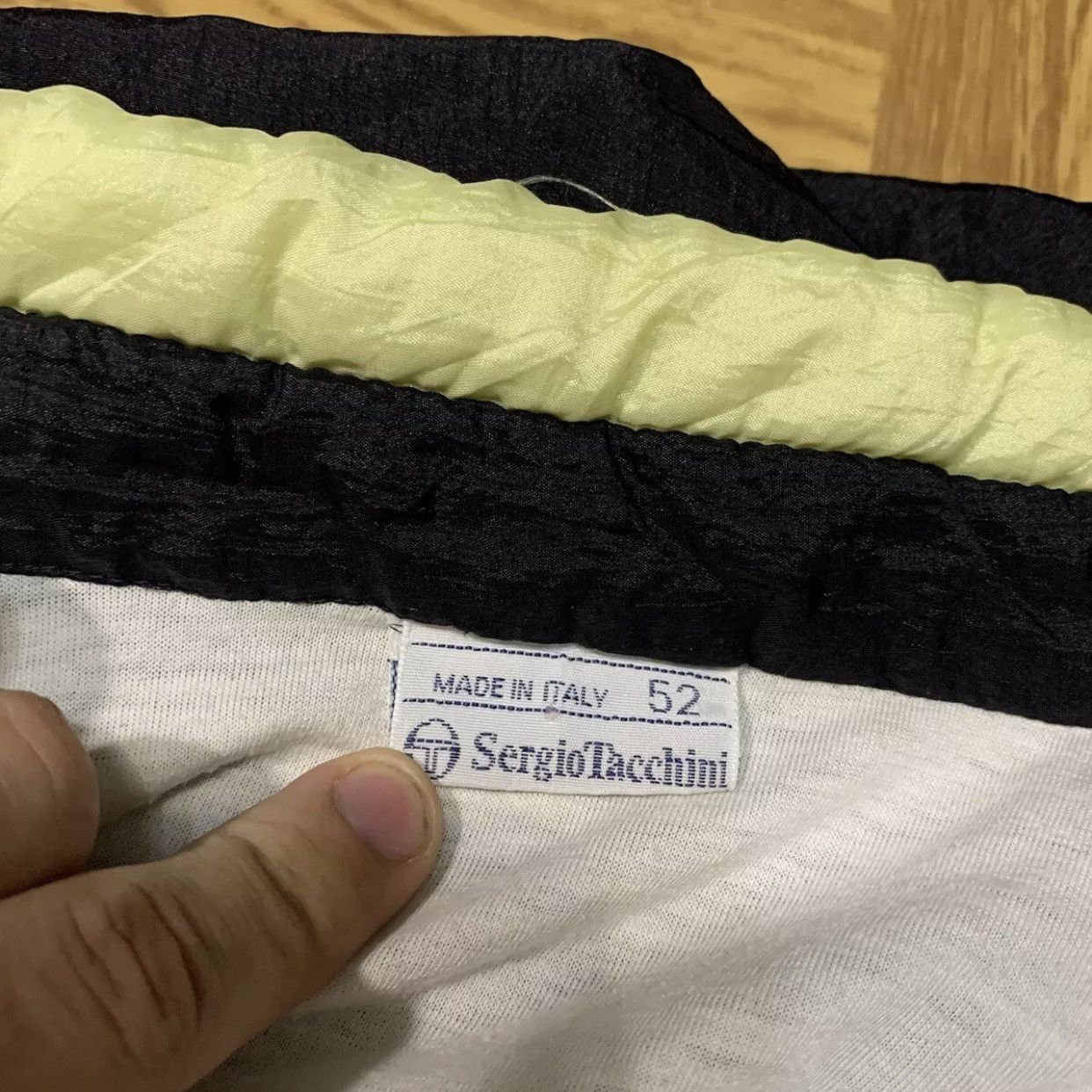 Sergio Tacchini × Vintage Vintage 90s Sergio Tacchini Nylon Track Jacket Size 52 Size US L / EU 52-54 / 3 - 8 Thumbnail
