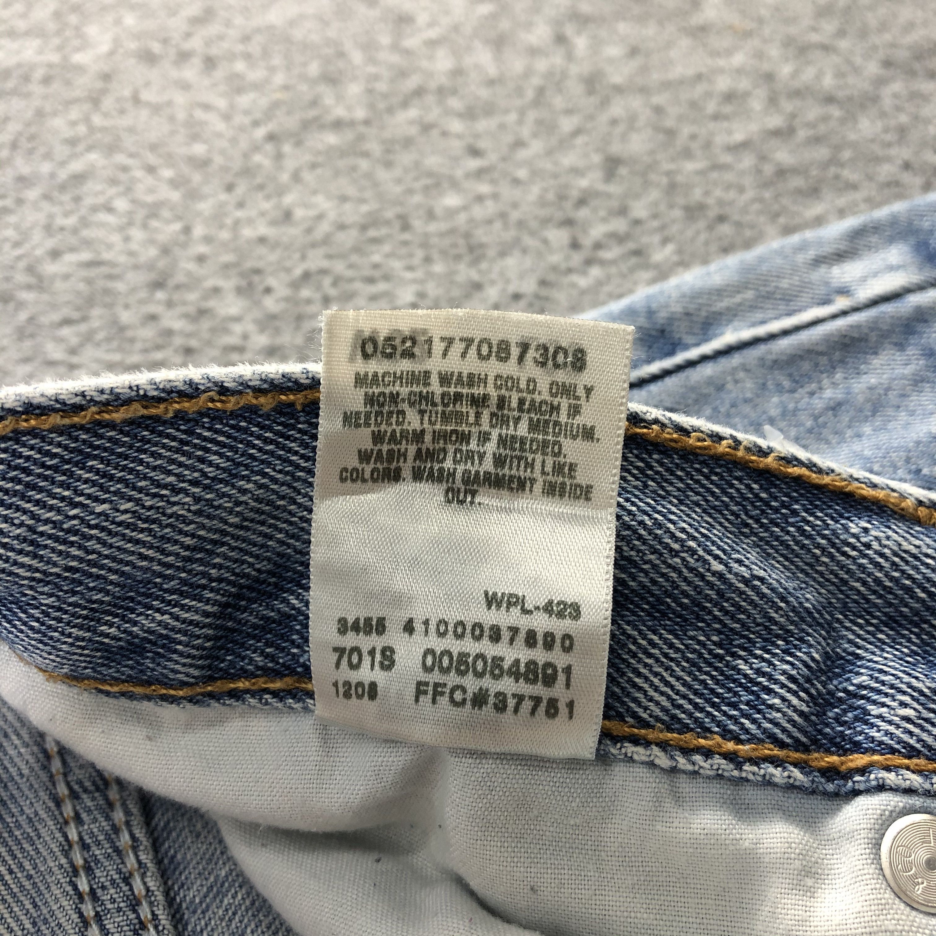 Levi's Vintage 90s Light Wash Levis 505 Jeans-J1229 Size US 33 - 10 Thumbnail