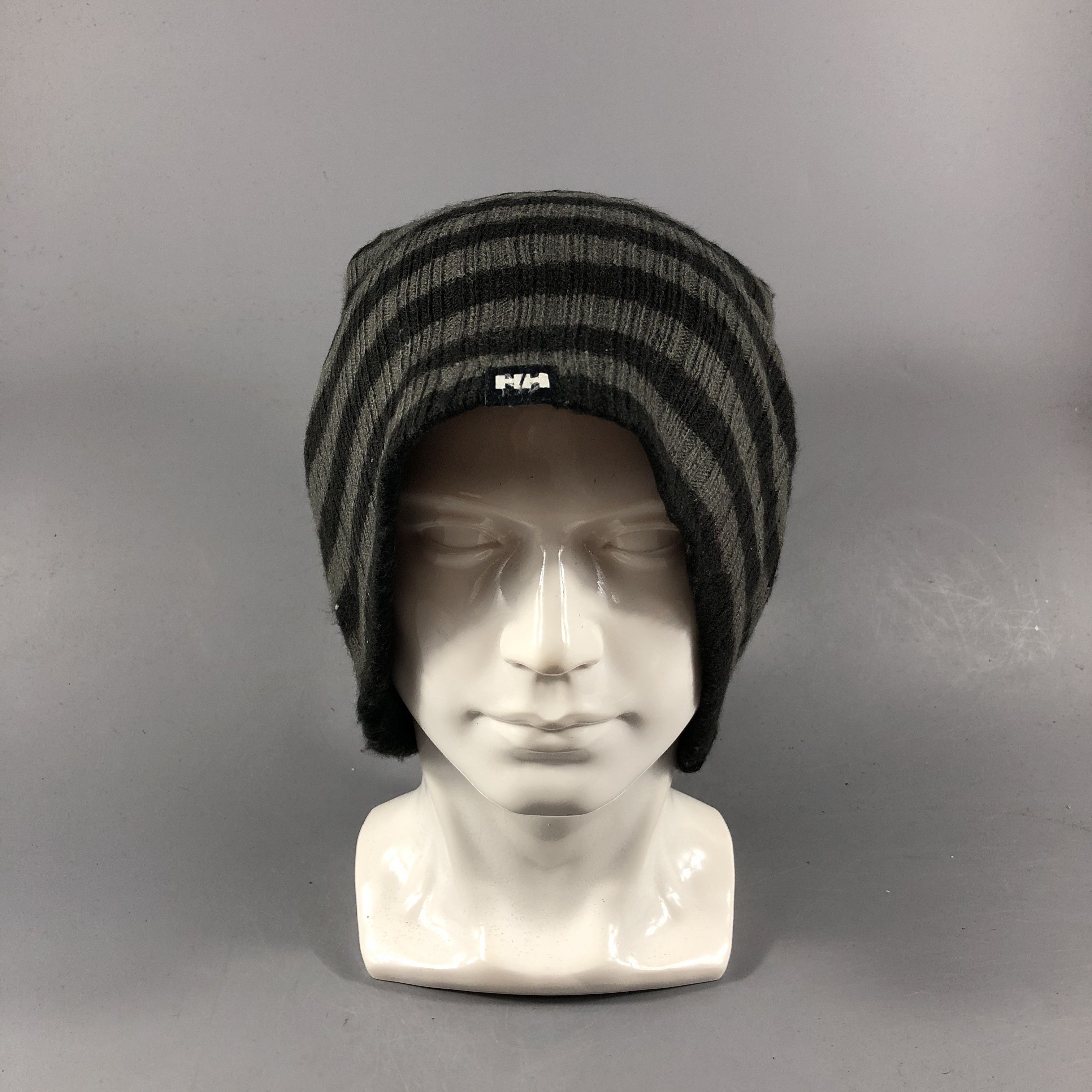 Helly Hansen Helly Hansen Slouchy Striped Beanie Snowcap Snow Hat B851 Size ONE SIZE - 2 Thumbnail