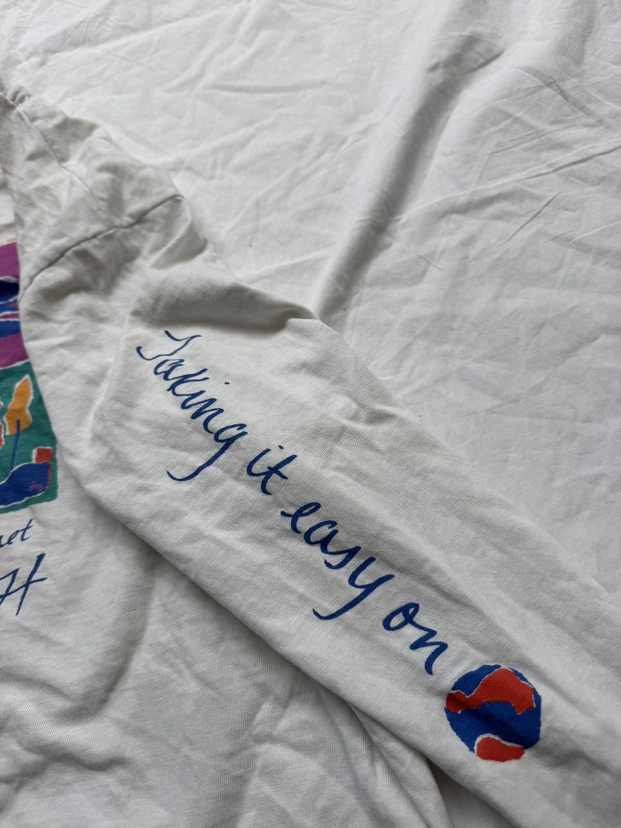 Eddie Bauer Vintage 80s Eddie Bauer Taking It Easy On Earth Longsleeve Size US L / EU 52-54 / 3 - 4 Thumbnail