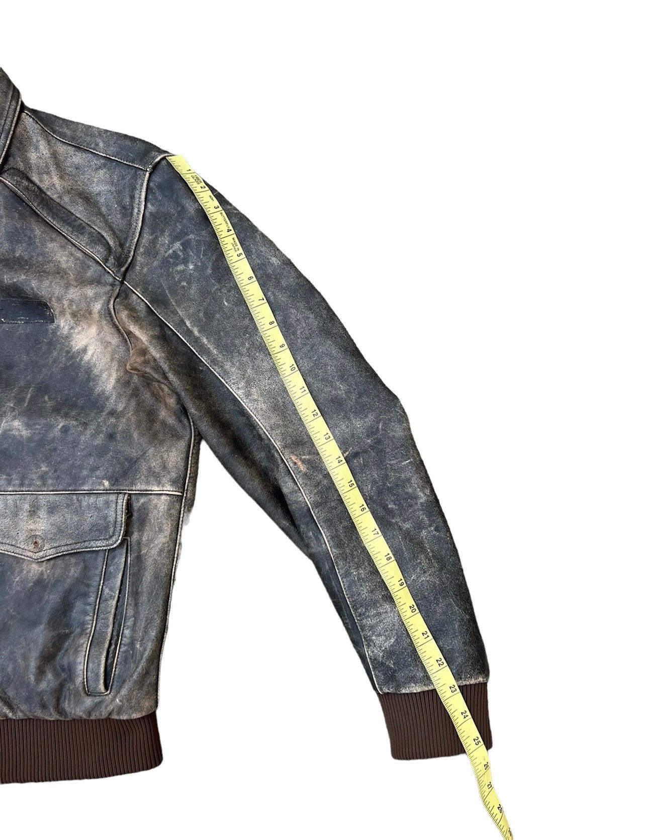 Leather Vintage Triumph Motorcycles Fade Patina Leather Jacket Size US L / EU 52-54 / 3 - 5 Thumbnail