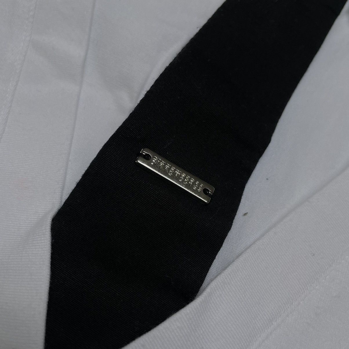 Dirk Bikkembergs Bikkembergs White Built in Shirt with tie thing Size US M / EU 48-50 / 2 - 4 Thumbnail