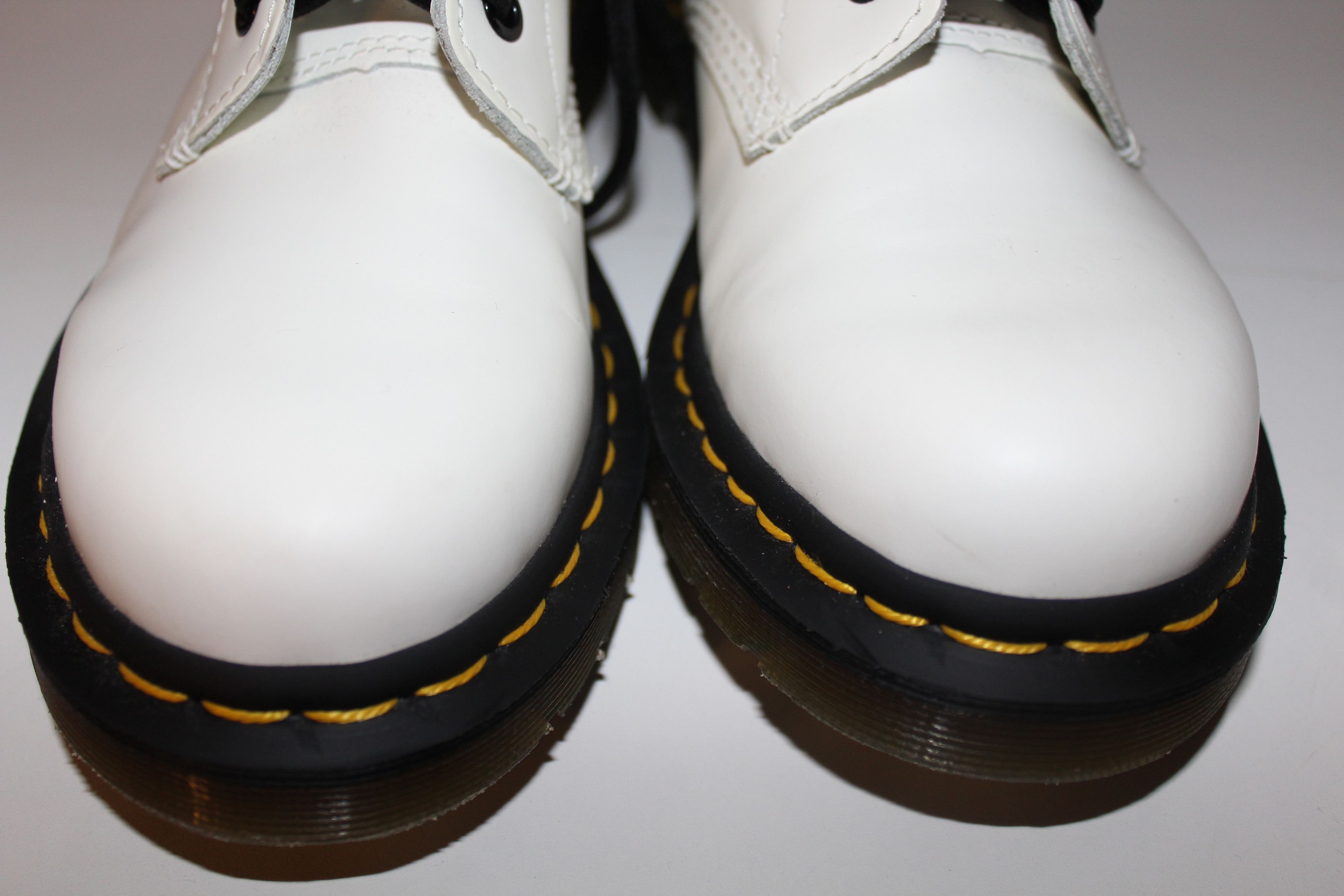 Dr. Martens Doc Dr. Martens 1460 Lifestyle Boots White Women's Size 7 6M Size US 7 / IT 37 - 5 Thumbnail