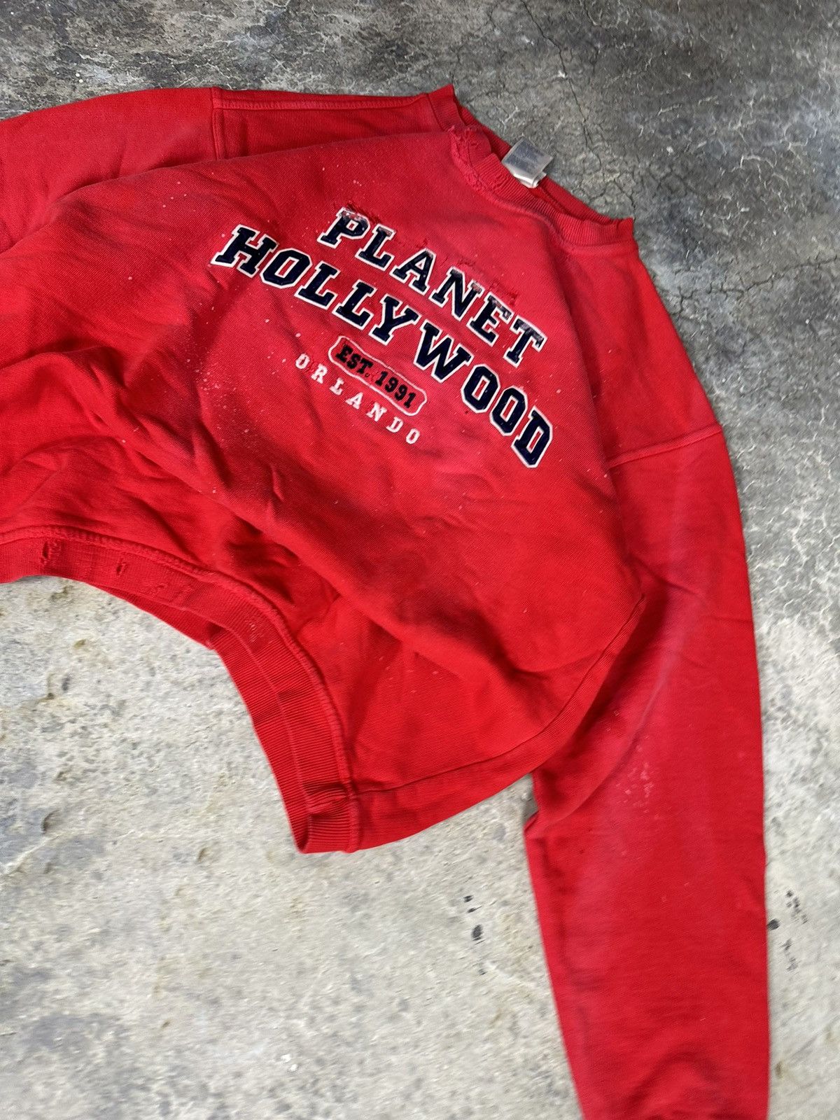 Planet Hollywood × Vintage Vintage Thrashed Planet Hollywood Crewneck Size US S / EU 44-46 / 1 - 3 Thumbnail
