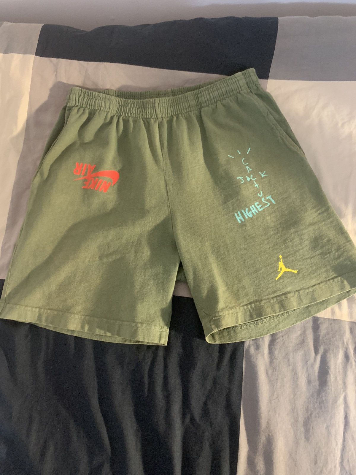 image of Jordan Nike Travis Scott Jordan Cactus Jack Highest Olive Shorts in Green, Men's (Size 30)