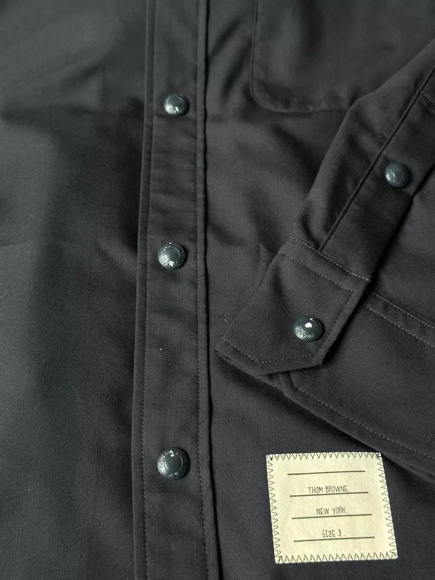 Thom Browne Thom Browne Wool Shirt Jacket Size 3 Sample Button Chipped Size US L / EU 52-54 / 3 - 5 Thumbnail