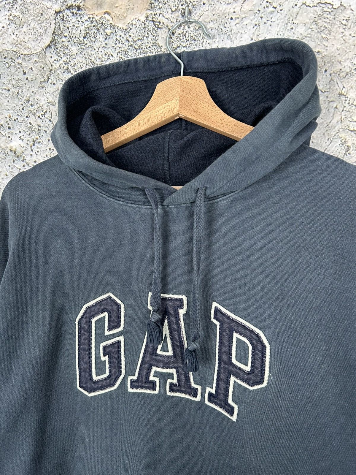 Gap Vintage GAP Baggy Oversized Hoodie Streetwear Rap Skate Size US S / EU 44-46 / 1 - 3 Thumbnail