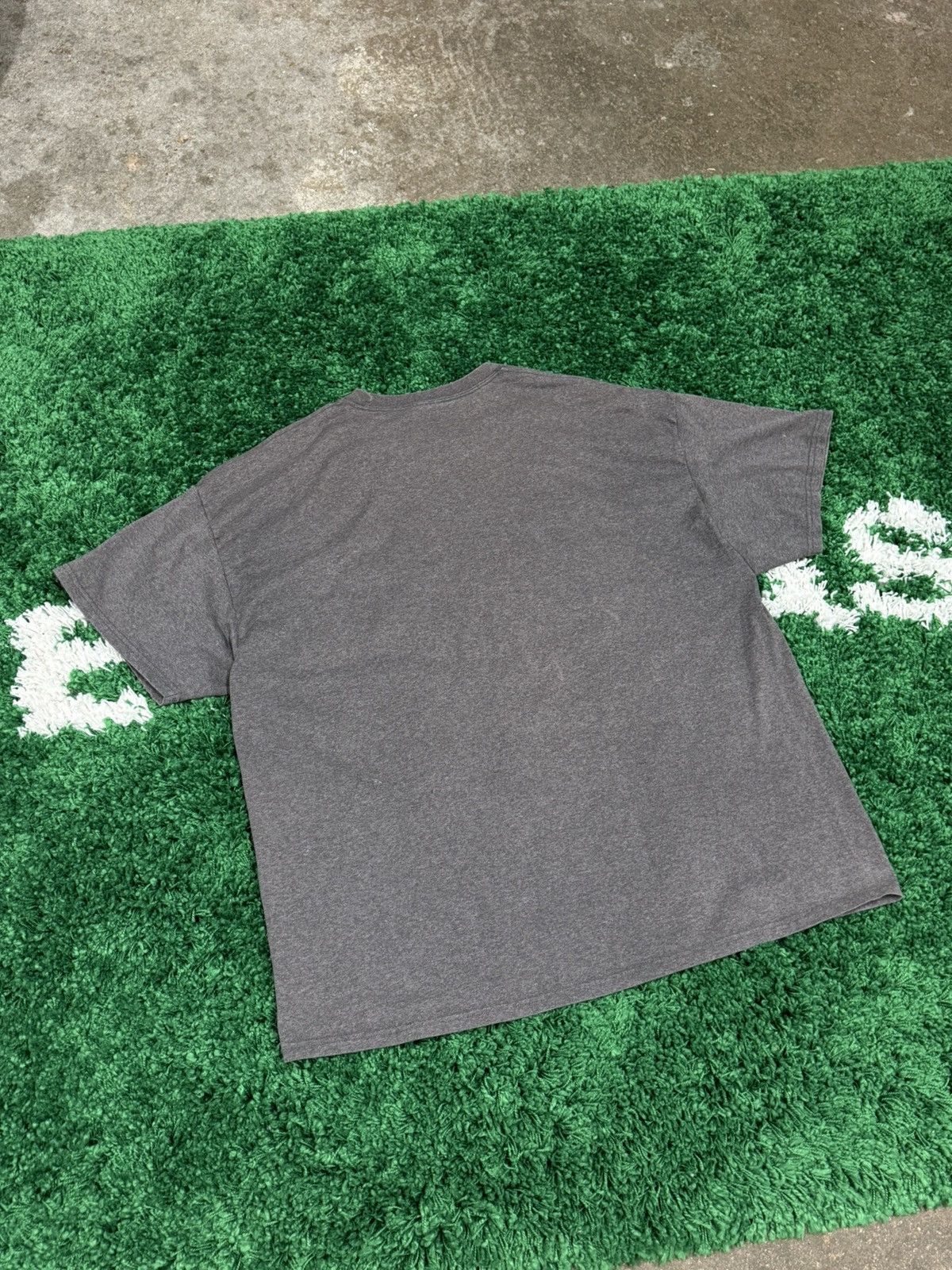 Vintage Vintage Hanes Pocket Tee Shirt Grey Tee 2XL XXL Size US XXL / EU 58 / 5 - 4 Thumbnail