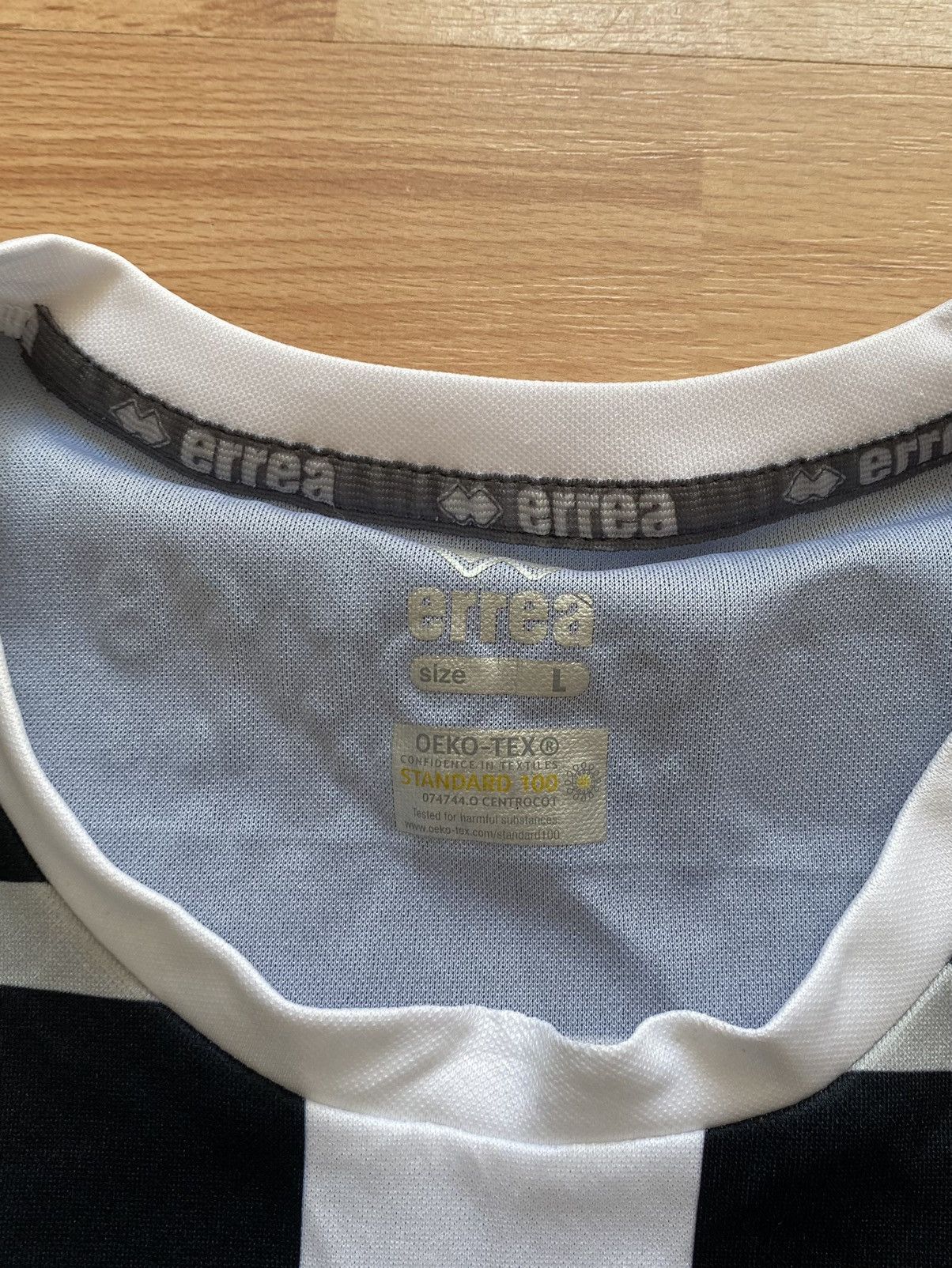 Errea SPENNYMOOR TOWN 2020 2021 HOME FOOTBALL SHIRT JERSEY ERREA Size US L / EU 52-54 / 3 - 3 Thumbnail
