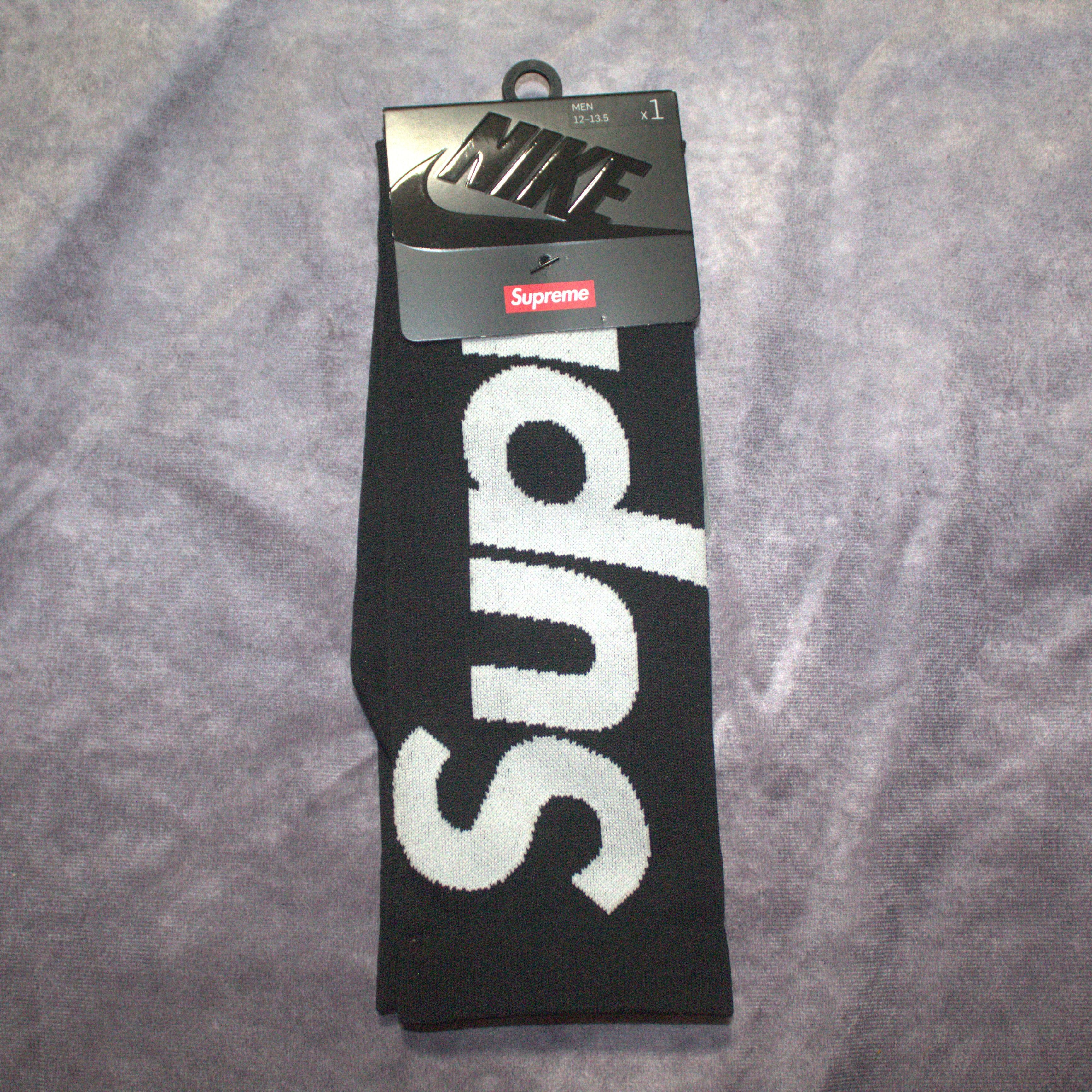 Supreme Nike Lightweight Crew Socks