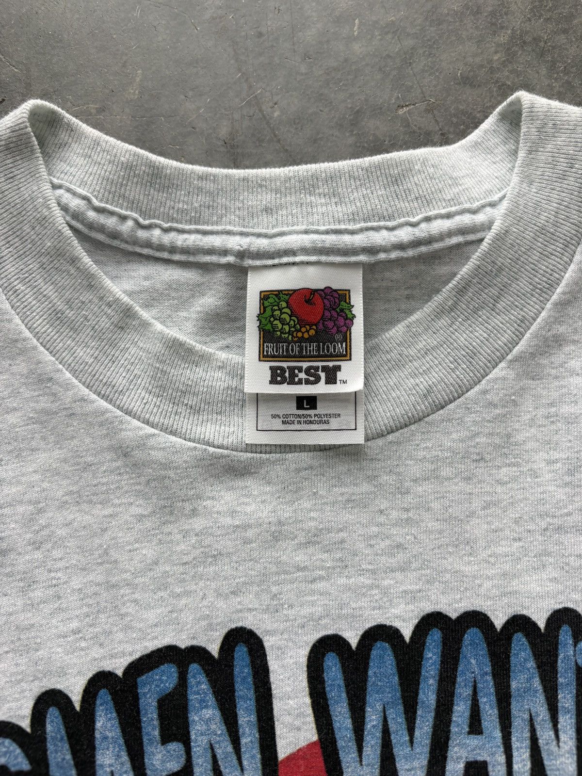 Vintage Funny Vintage 90s “Women Want Me, Fish Fear Me” Graphic Tee Size US L / EU 52-54 / 3 - 4 Thumbnail