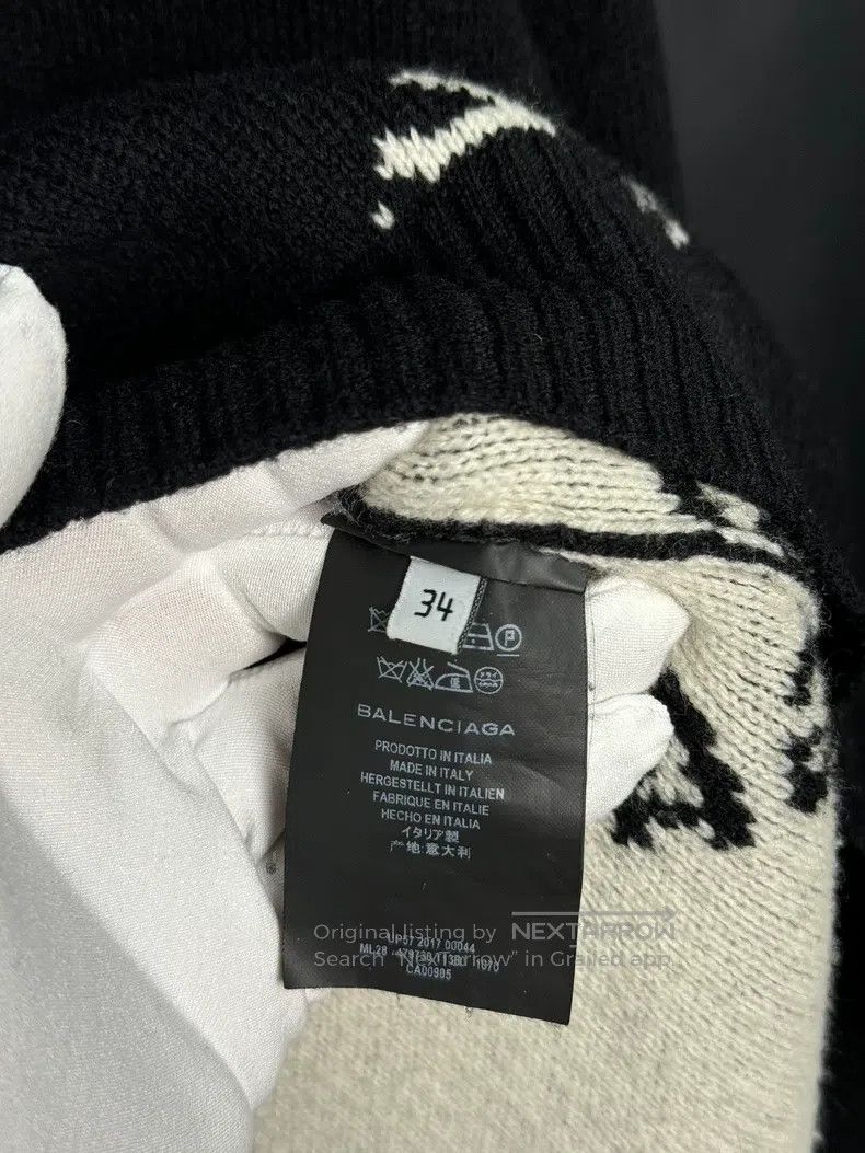 Balenciaga Balenciaga High Neck Sweater Size XXS / US 00 / IT 34 - 3 Thumbnail