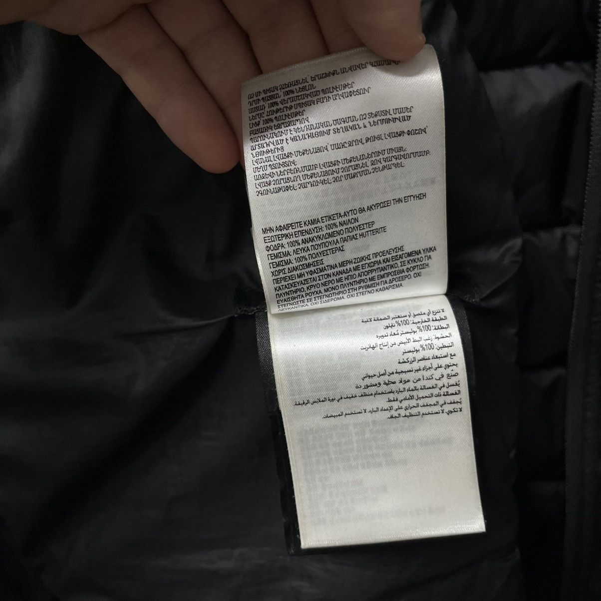Canada Goose Canada goose puffer jacket black label Size L Size US L / EU 52-54 / 3 - 20 Thumbnail