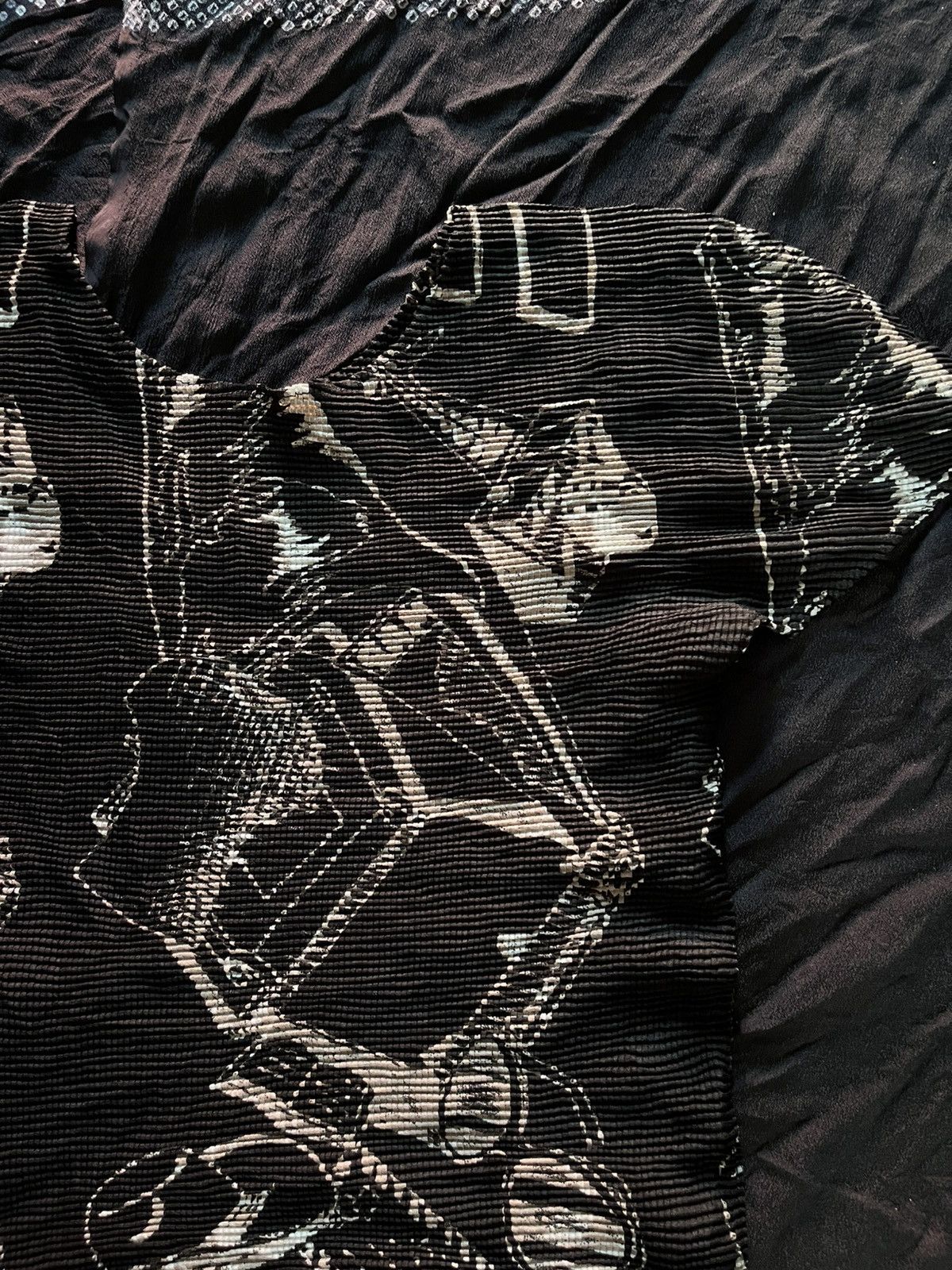 Pleats Please Issey Miyake Issey Miyake Me abstract print pleated tshirt Size S / US 4 / IT 40 - 3 Thumbnail