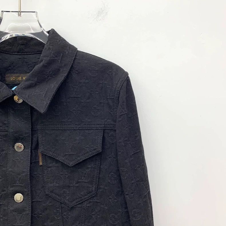 Louis Vuitton Louis Vuitton Black logo full print cotton lapel single br Size S / US 4 / IT 40 - 3 Thumbnail