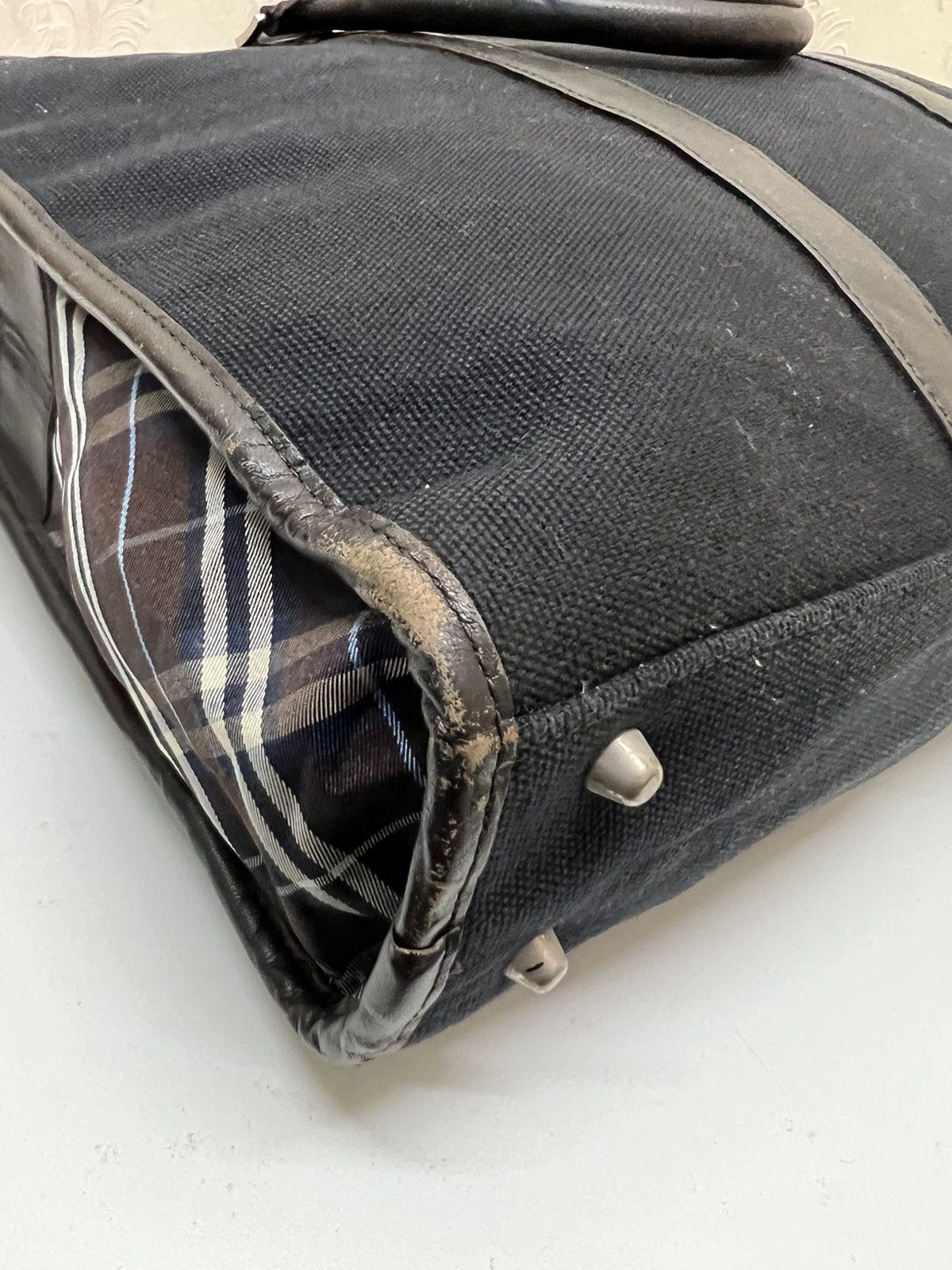 Burberry Vintage Burberry Black Label Office Handle Bag Size ONE SIZE - 11 Thumbnail