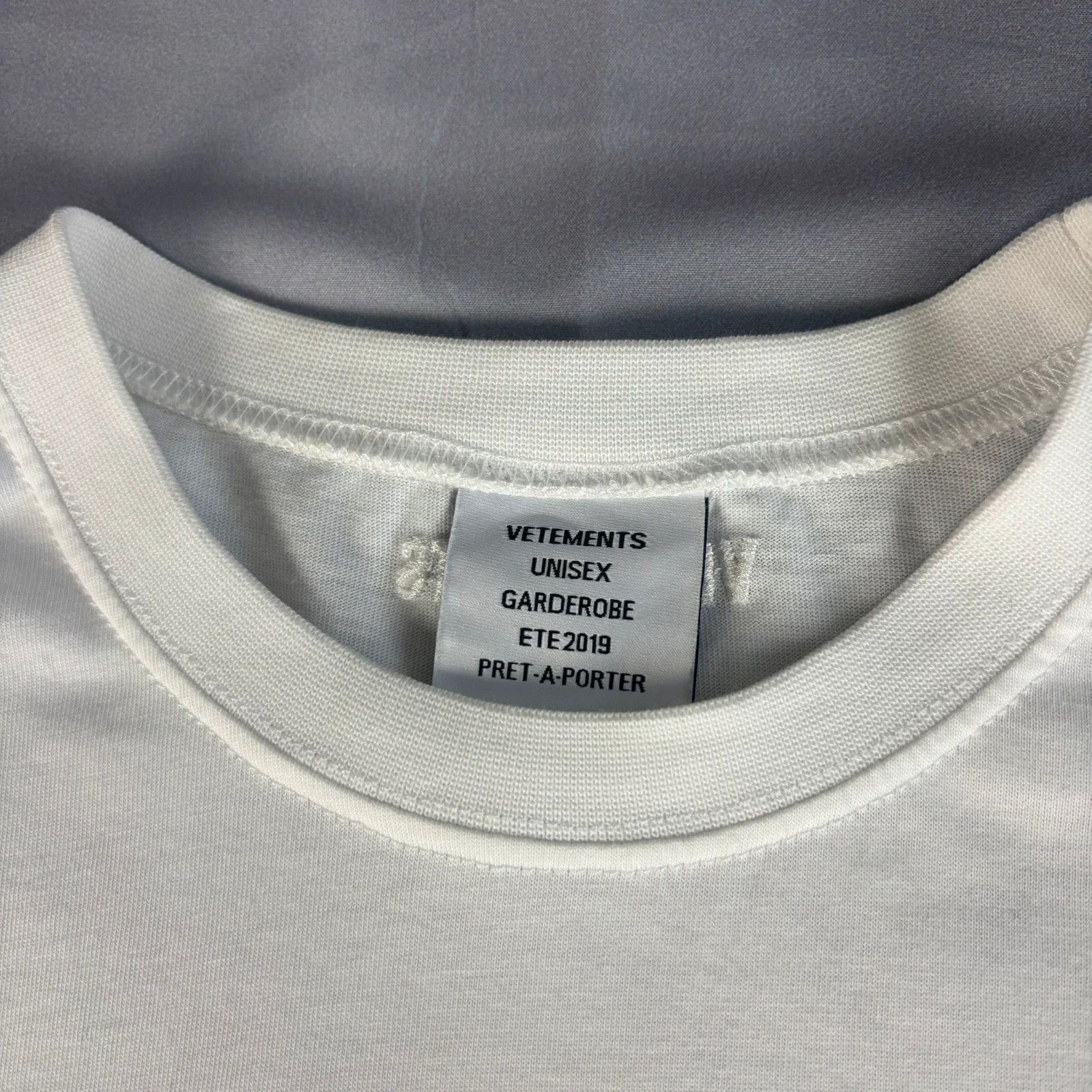 Vetements Vetements zodiac t-shirt Size US S / EU 44-46 / 1 - 3 Thumbnail