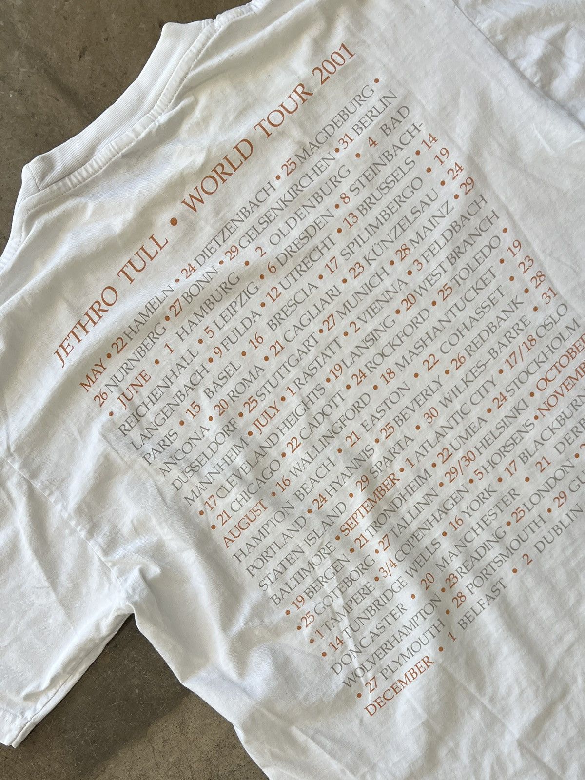 Band Tees × Vintage Vintage 2001 Jethro Tull World Tour Tee Large Size US L / EU 52-54 / 3 - 4 Thumbnail