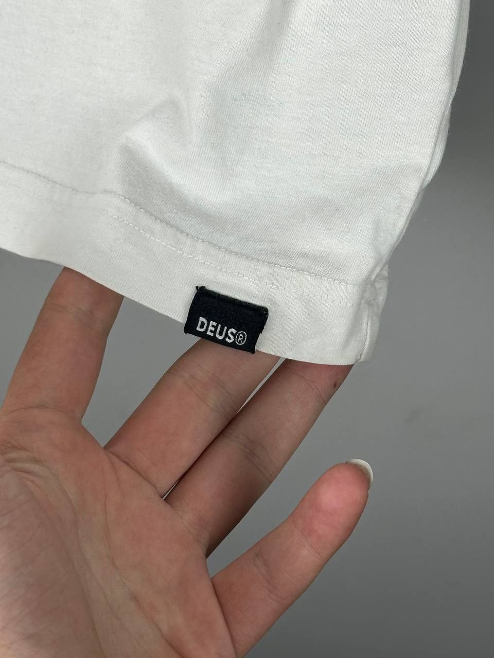 Deus Ex Machina Vintage Deus Ex Machina Big Logo White Sleeveless T Shirt Size US L / EU 52-54 / 3 - 11 Thumbnail