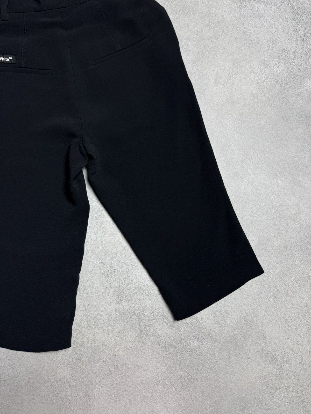 Off-White Off-White Women’s Viscose Acetate Shorts size 38 Size 26" / US 2 / IT 38 - 9 Thumbnail