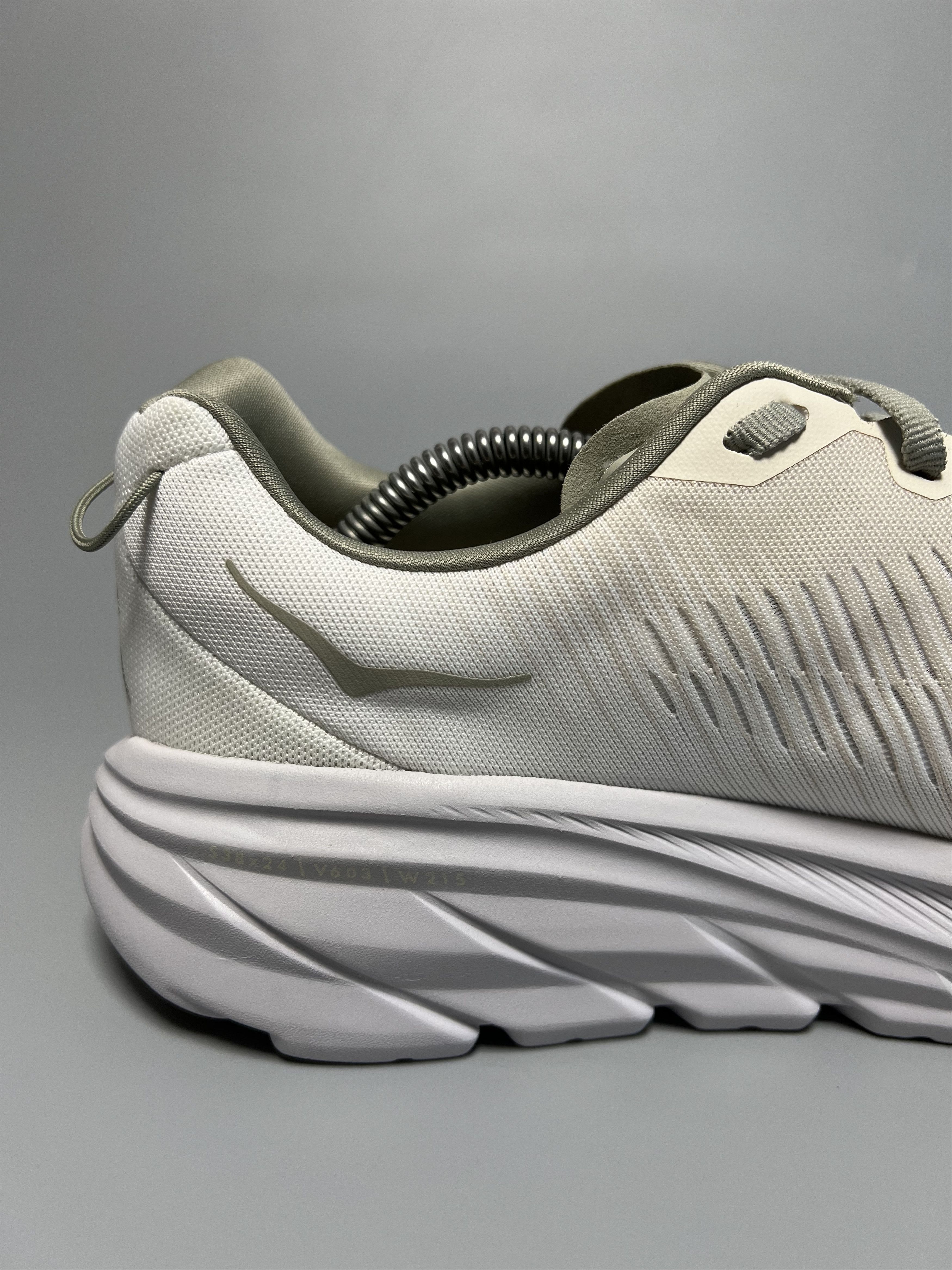 Hoka 9D Hoka One One Rincon 3 Running Shoes 1119395-BYT Size US 9 / EU 42 - 6 Thumbnail