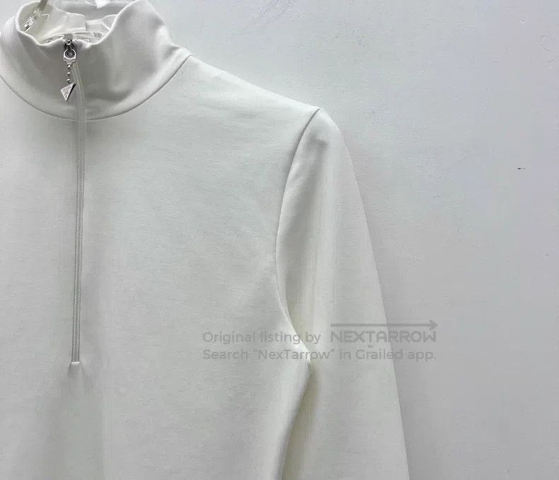 Prada Prada 23 white triangle semi-zipper design long-sleeved kn Size XS / US 0-2 / IT 36-38 - 3 Thumbnail
