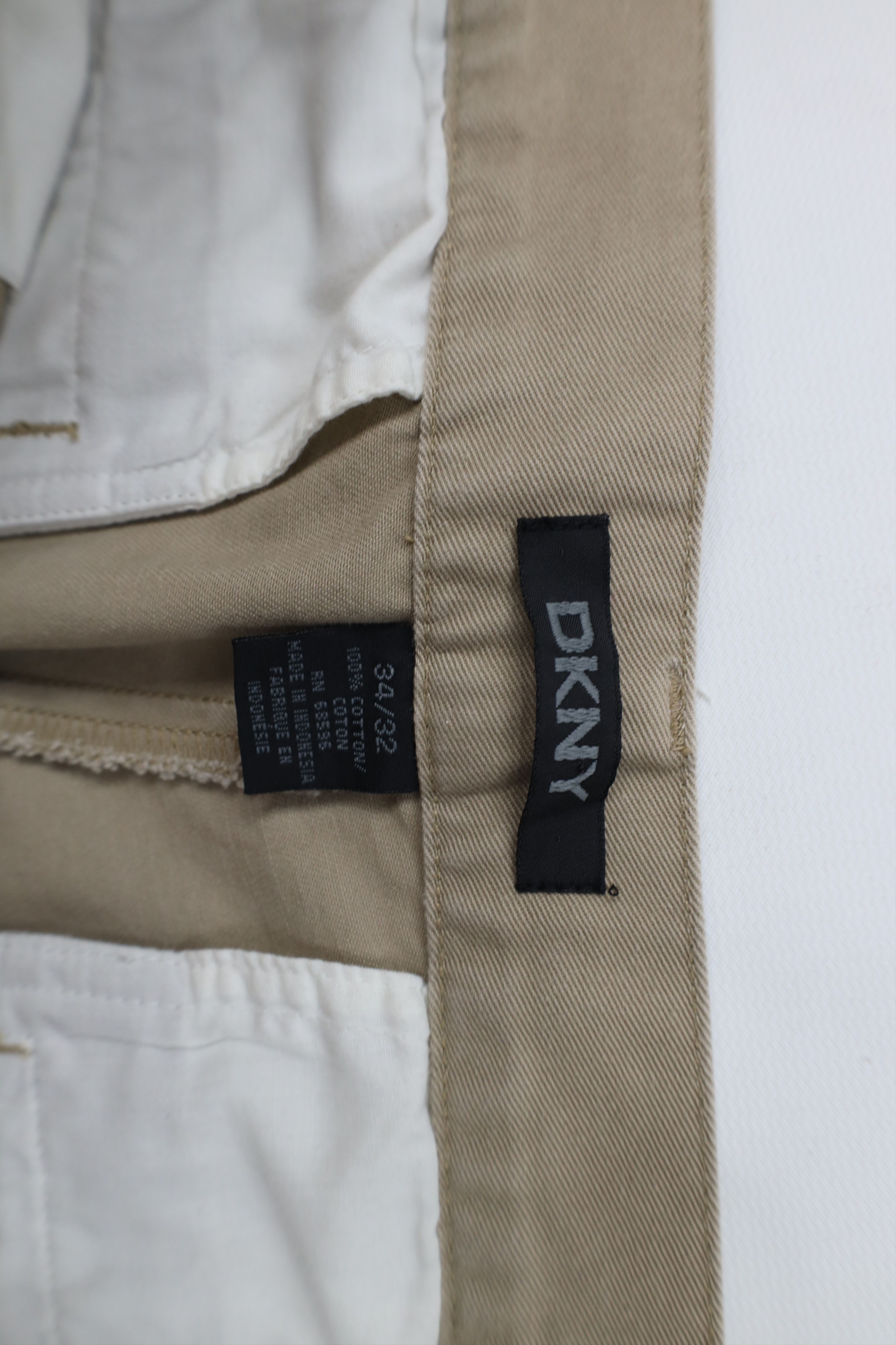 DKNY × Vintage Vintage 90s DKNY Fit Straight Leg Chino Pants Beige Cotton Size US 34 / EU 50 - 7 Thumbnail