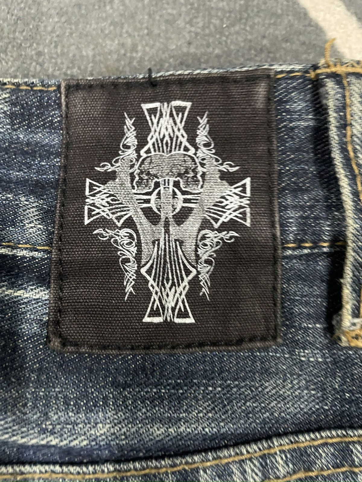 14th Addiction Wildlife Japanese Destroyed Dusty Dirt Rockers Jeans Size US 33 - 19 Thumbnail