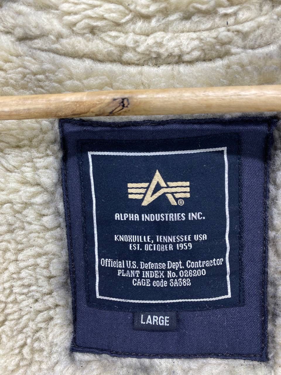 Alpha Industries Vintage Alpha Industries Rare Sherpa Shearling B 3 Jacket Size US L / EU 52-54 / 3 - 8 Thumbnail