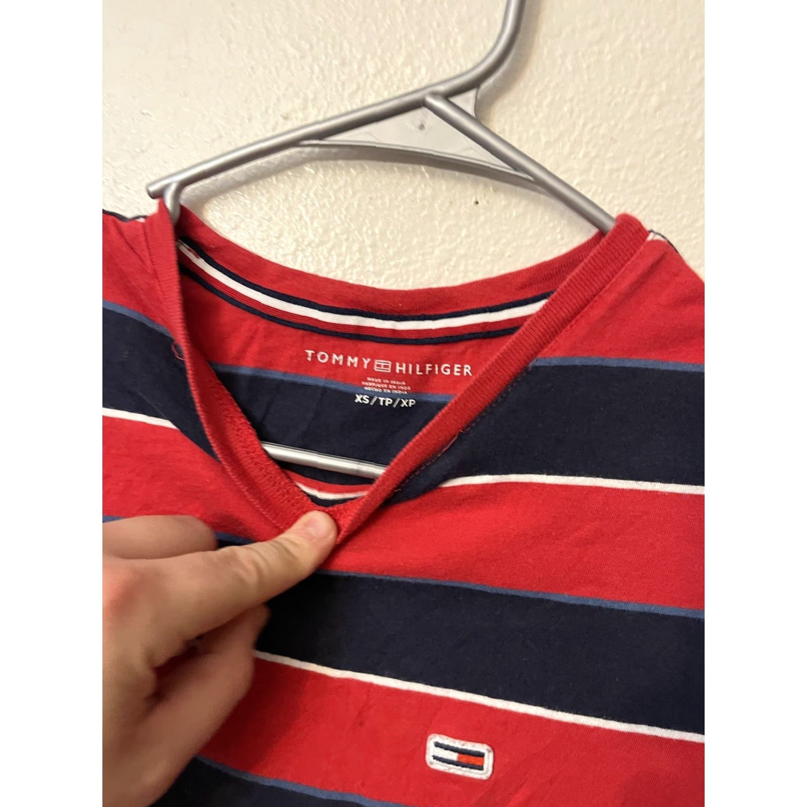 Tommy Hilfiger Tommy Hilfiger T Shirt XS Red Striped Short Sleeve CrewNeck Tee Womens Cotton Shirt Size XS / US 0-2 / IT 36-38 - 3 Thumbnail