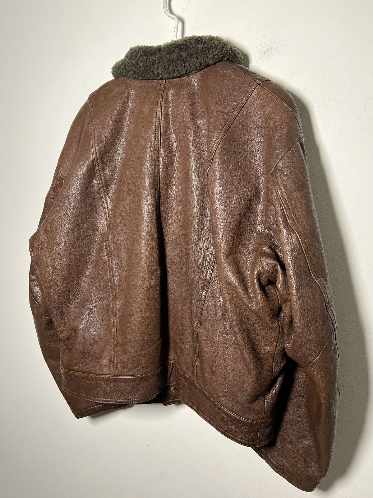 Giorgio Armani Giorgio Armani runway shearling aviator jacket archive Size US M / EU 48-50 / 2 - 13 Thumbnail