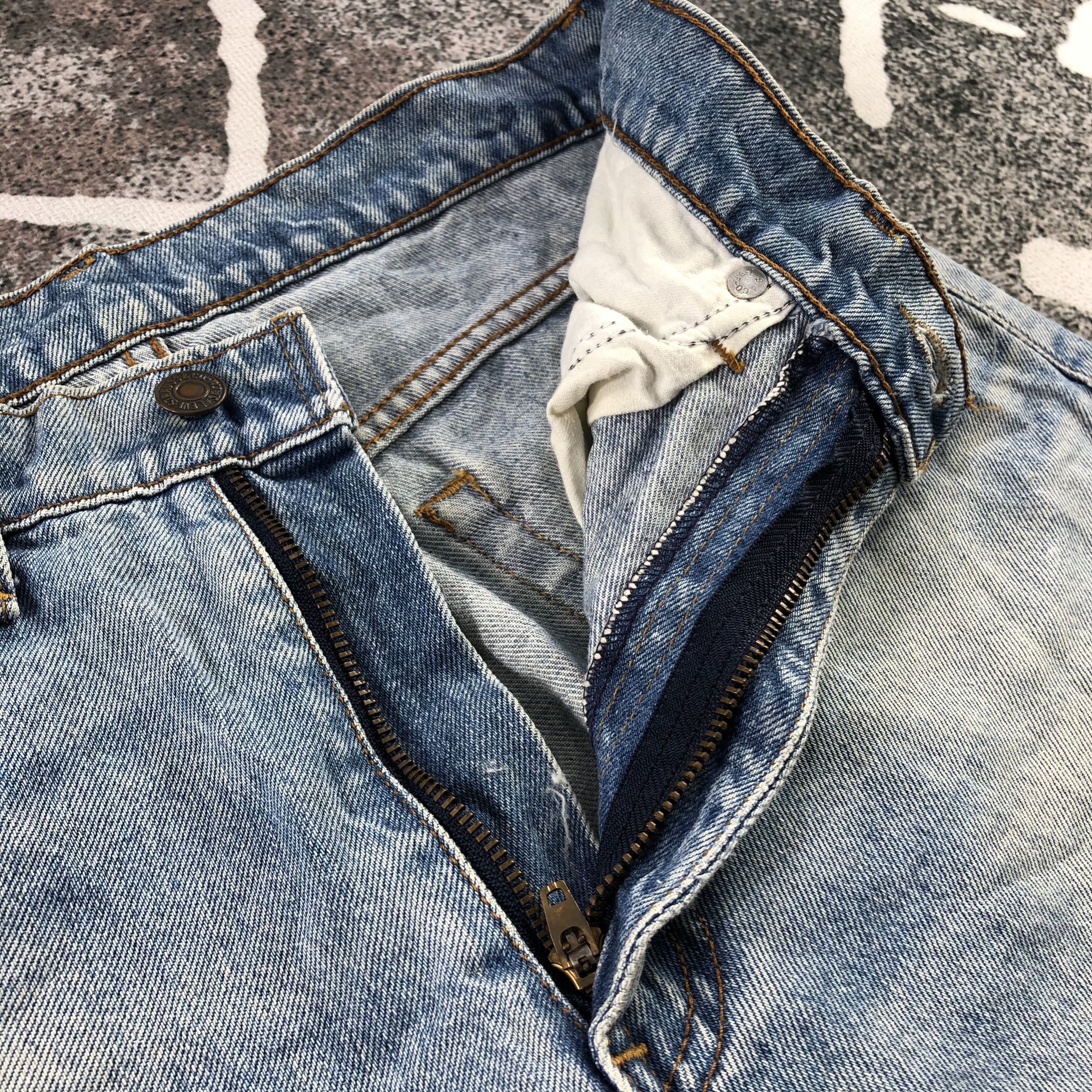 Levi's Vintage Levis Jeans Medium Wash Denim KJ1343 Size US 29 - 8 Thumbnail
