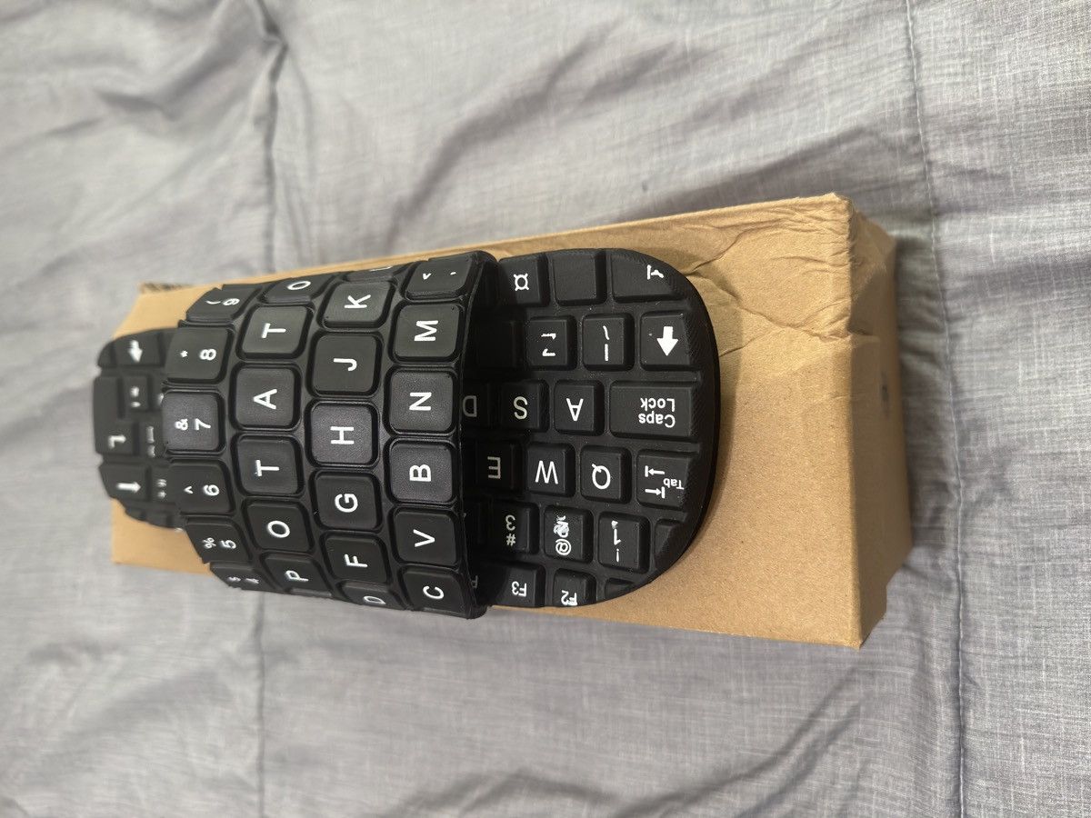 Imran Potato KEYBOARD SLIDES Size US 9 / EU 42 - 7 Thumbnail