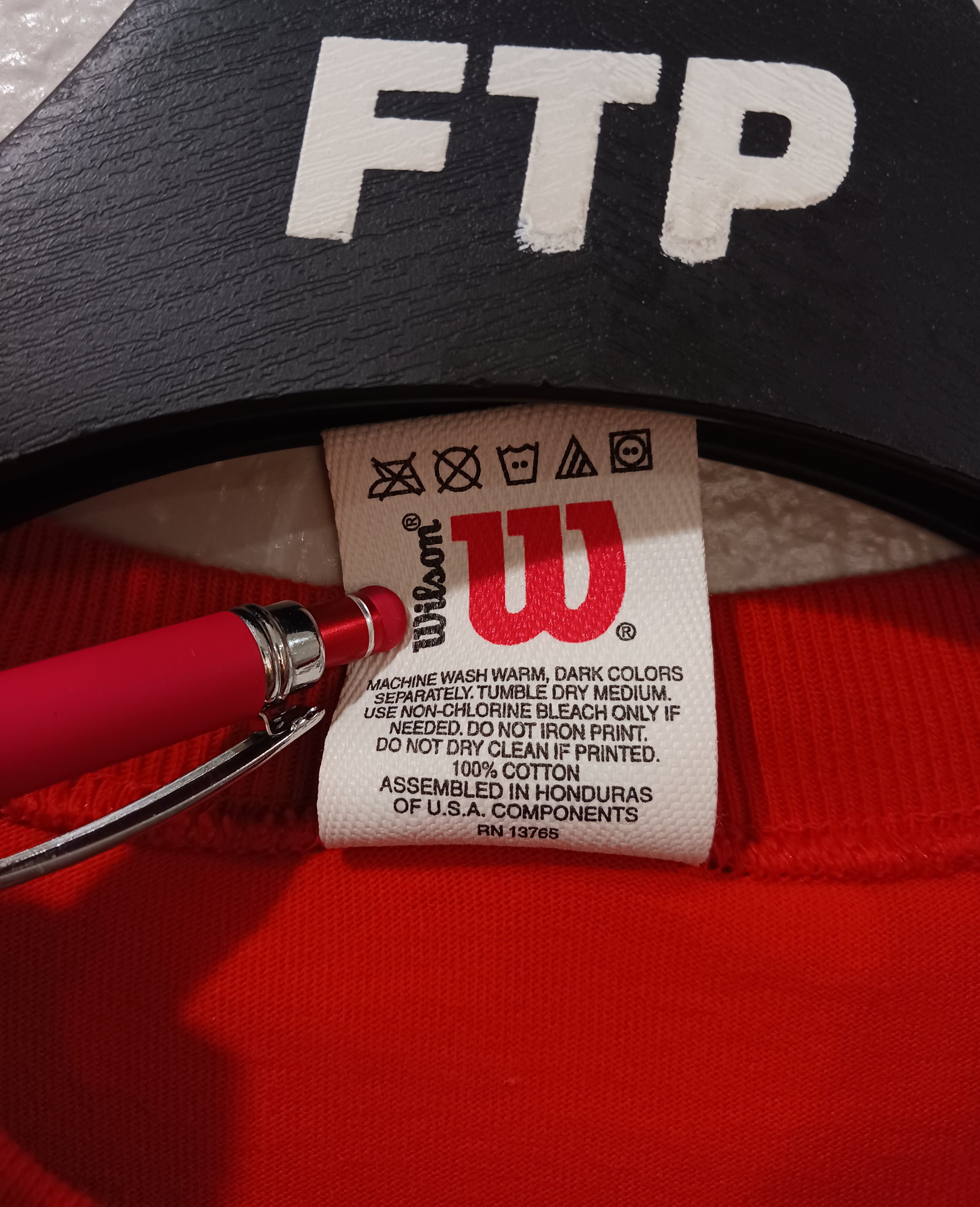 Vintage × Wilson Wilson Athleticwear Vintage 2000s Spell Out Logo Graphic Tee Size US L / EU 52-54 / 3 - 4 Thumbnail