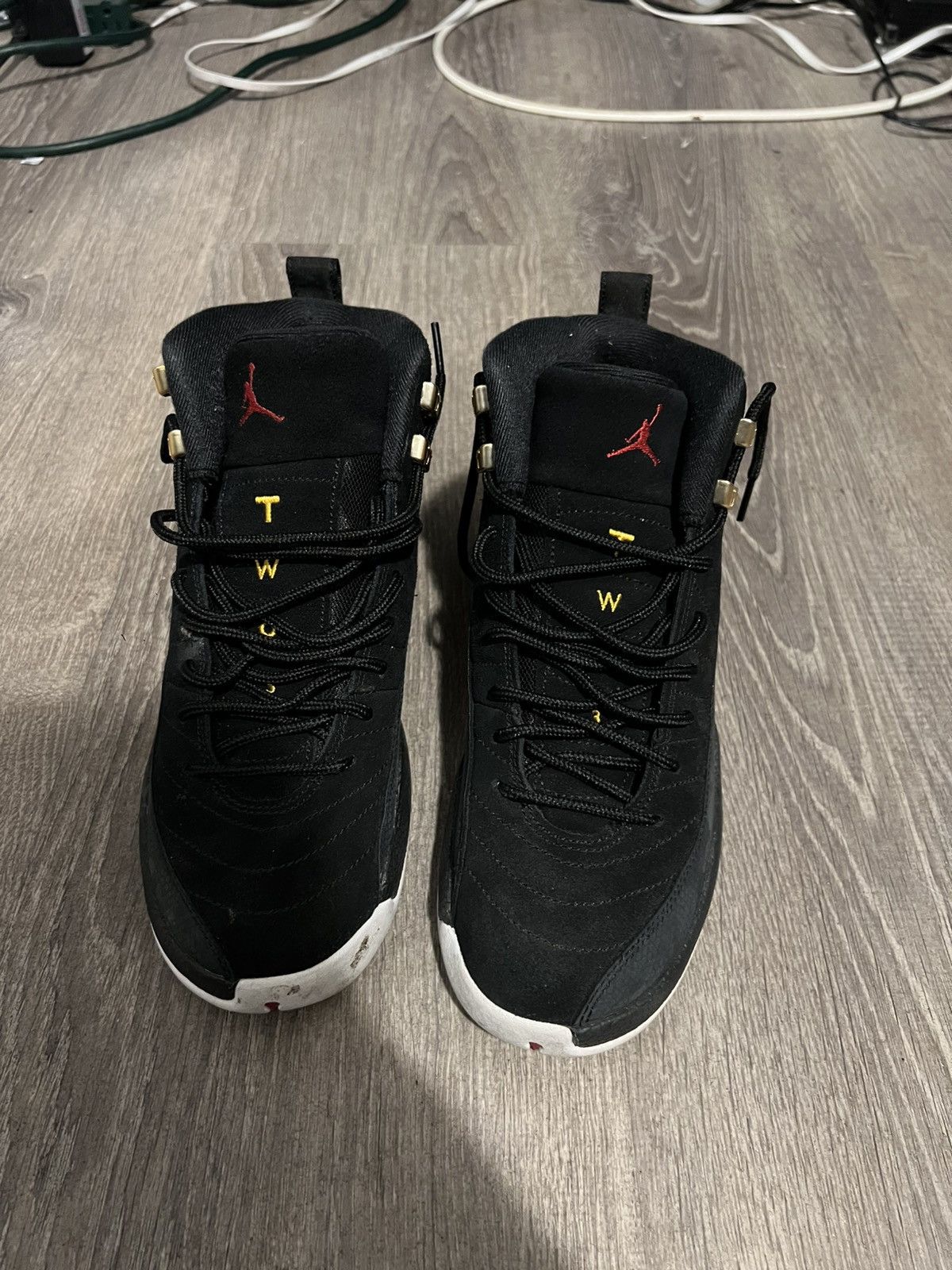 Jordan Brand Air Jordan 12 Retro GS Reverse Taxi Size US 5 / EU 37 - 1 Thumbnail