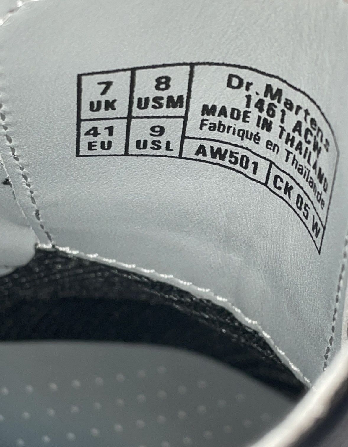 A-COLD-WALL* × Dr. Martens 1461 ACW x DM Iced Soles Size US 8 / EU 41 - 14 Thumbnail