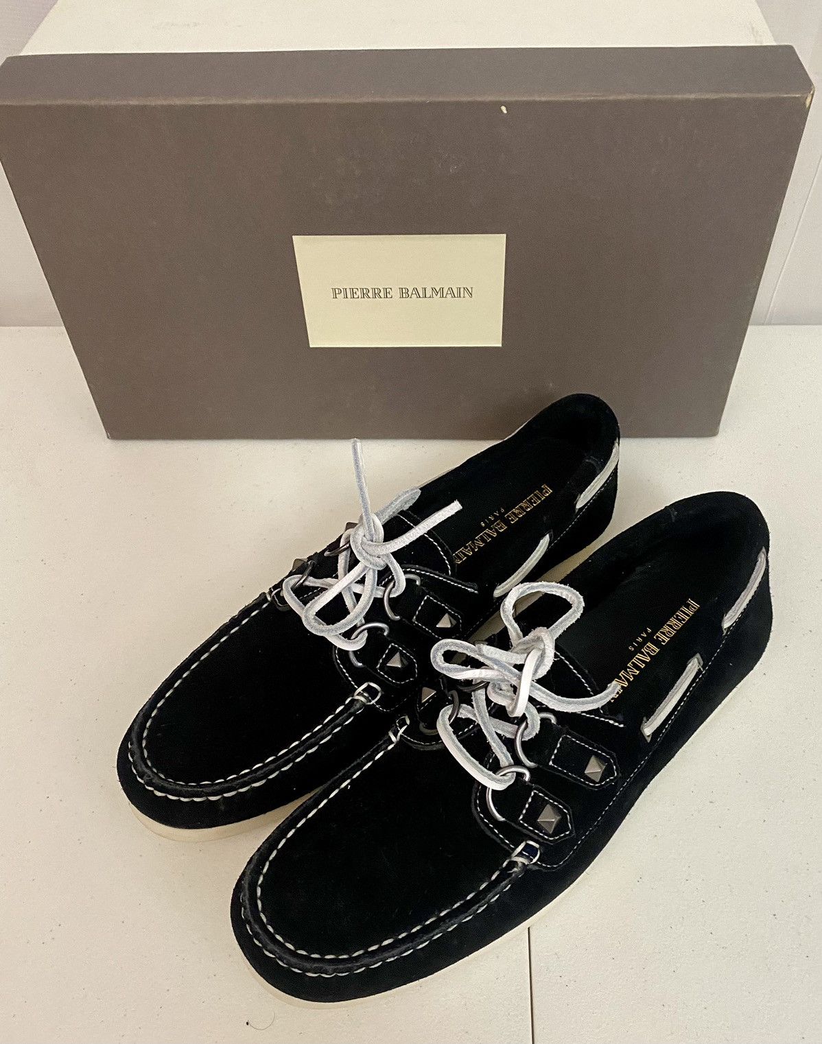 Pierre Balmain Balmain Black Suede Medal Dual Stud Contrast Boatshoe 40 New Size US 9 / IT 39 - 13 Thumbnail